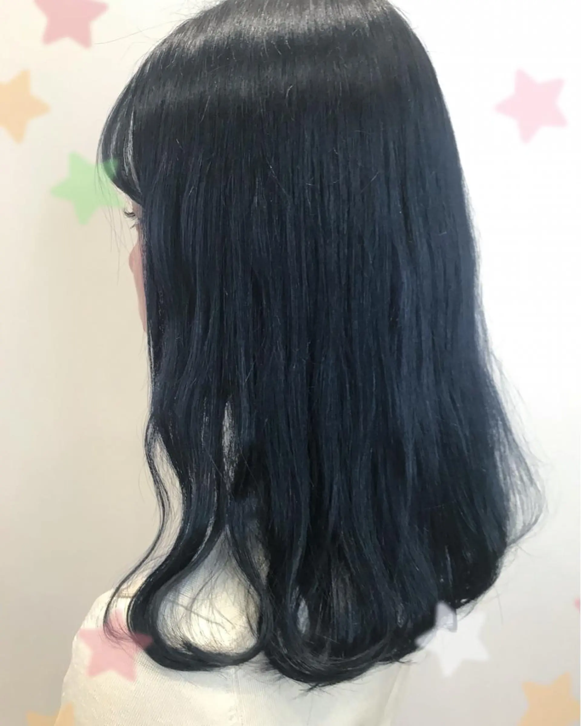 カラー 黒髪 ネイビーカラー EMANON新宿東口所属・新宿駅近♡ ♡個室♡三都季🌜のヘアスタイル