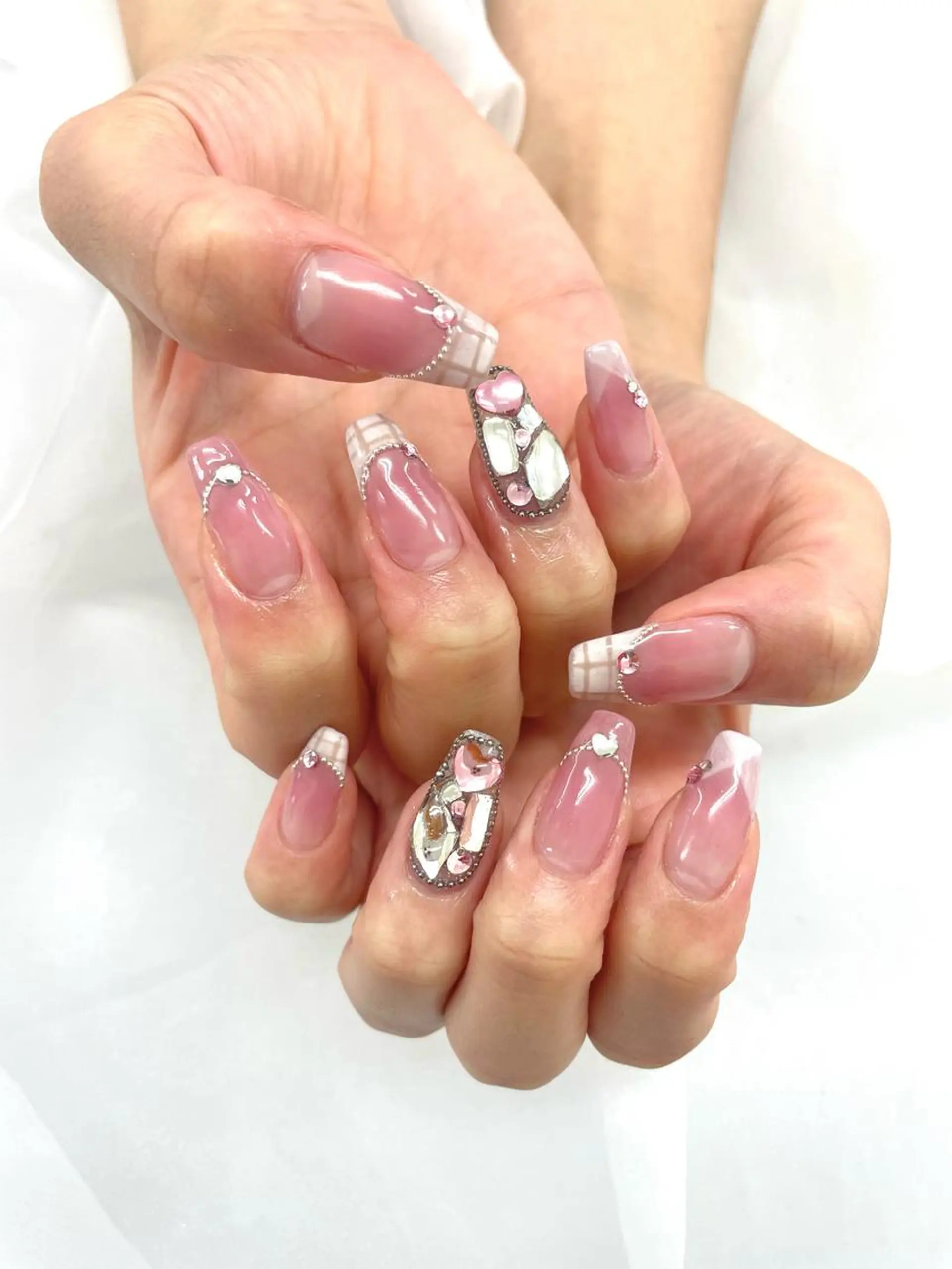 ネイル ハンドネイル 五十嵐 美智のネイルデザイン