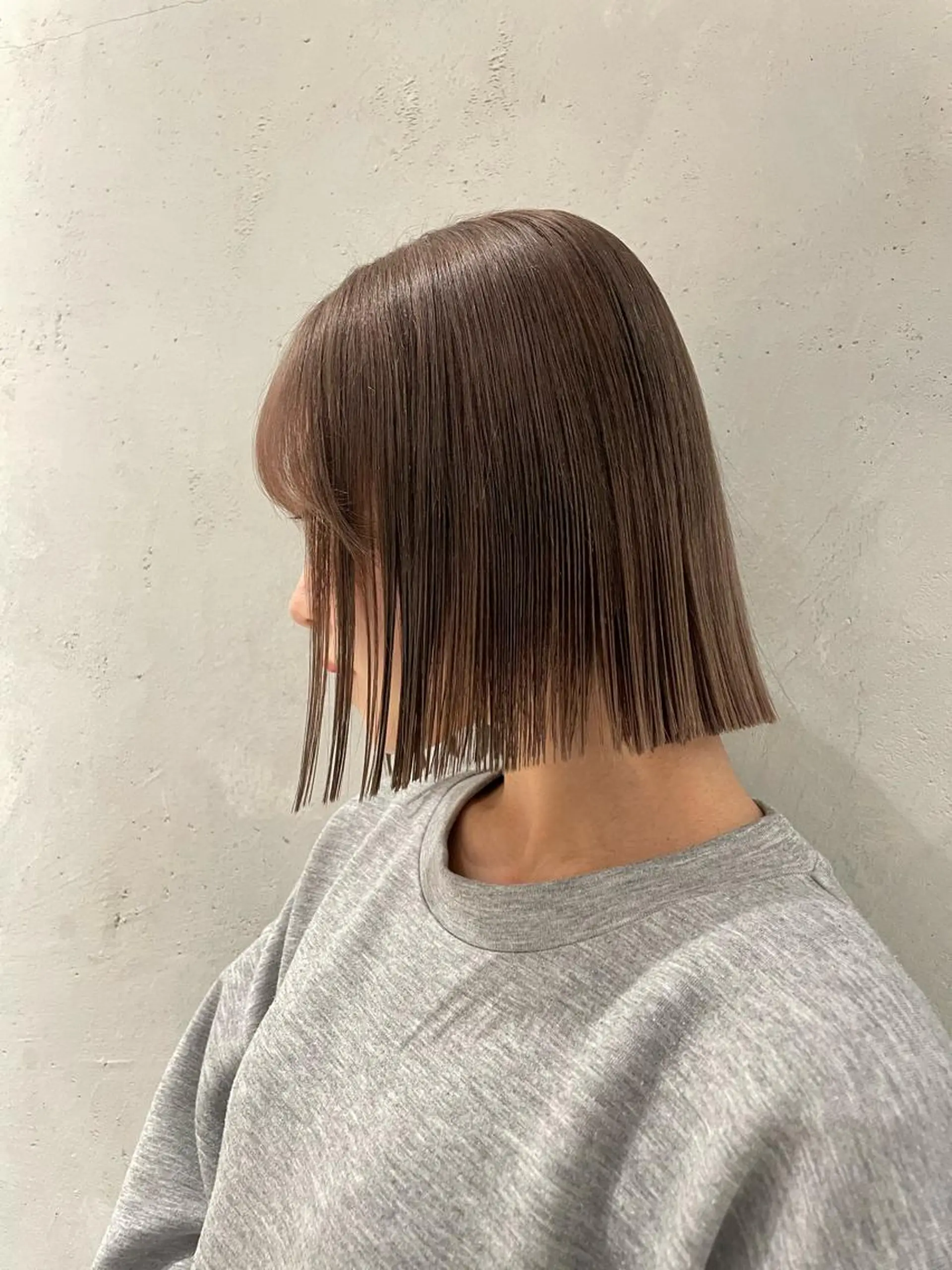 ショート カラー ヘアアレンジ 耳つぼ屋さん ‎🤍りりのヘアスタイル