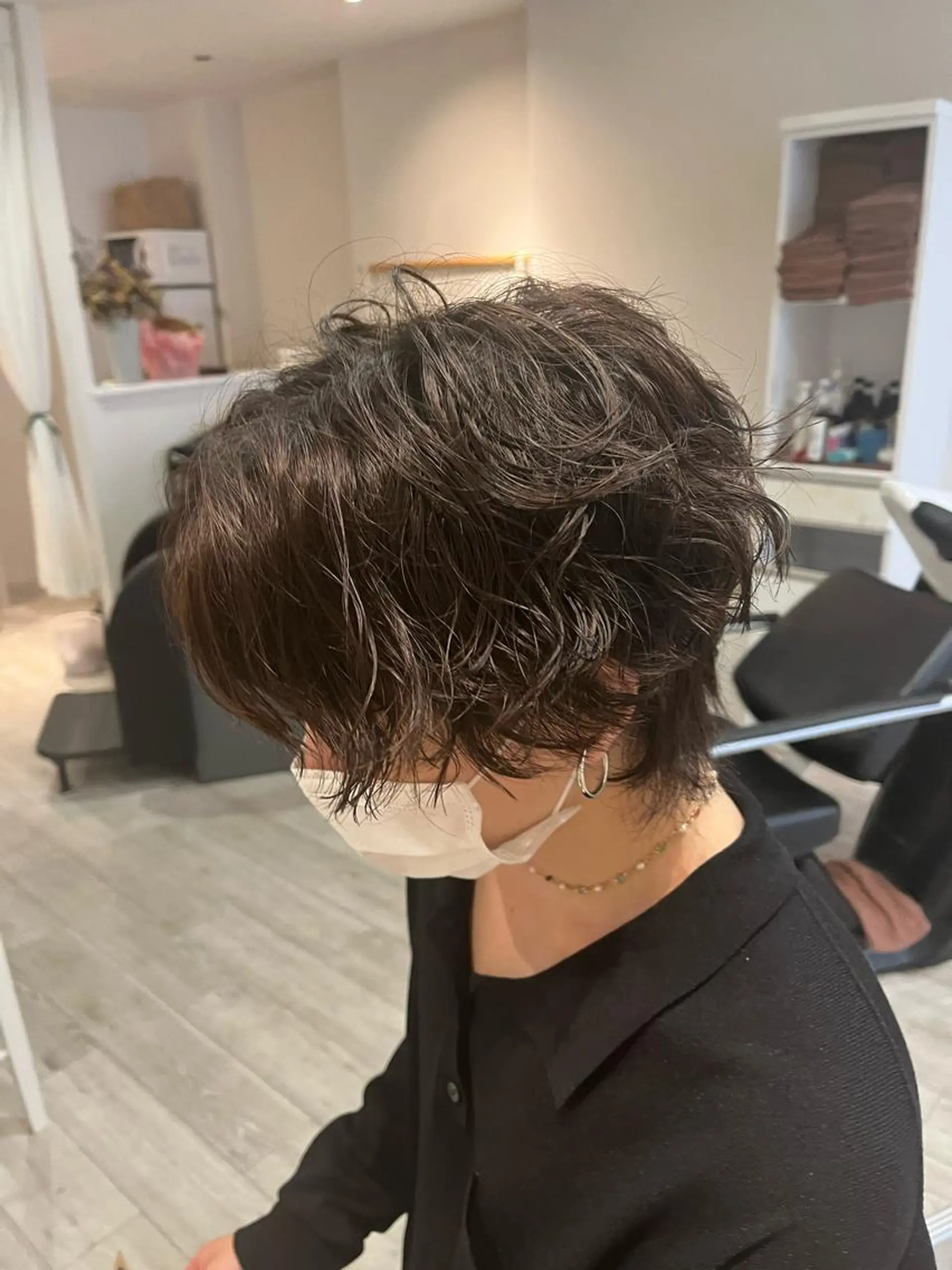 ショート ウルフカット uni原宿所属・韓国ヘア レイヤーカットのヘアスタイル