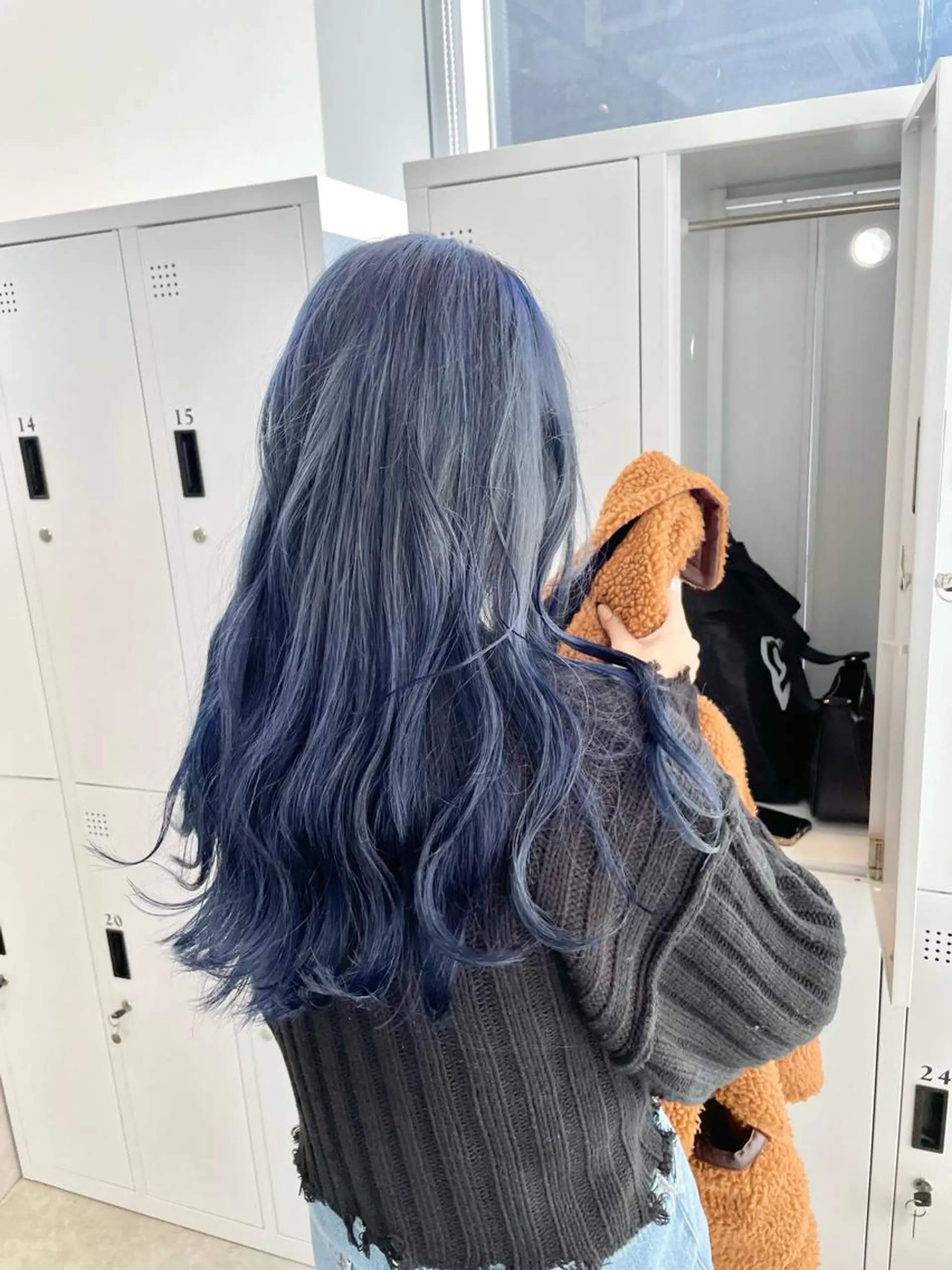 ロング カラー ブルーカラー ネイビーカラー ヘアカラー トリートメント 🔷ダブルカラーハイ トーン🔷櫻井走のヘアスタイル