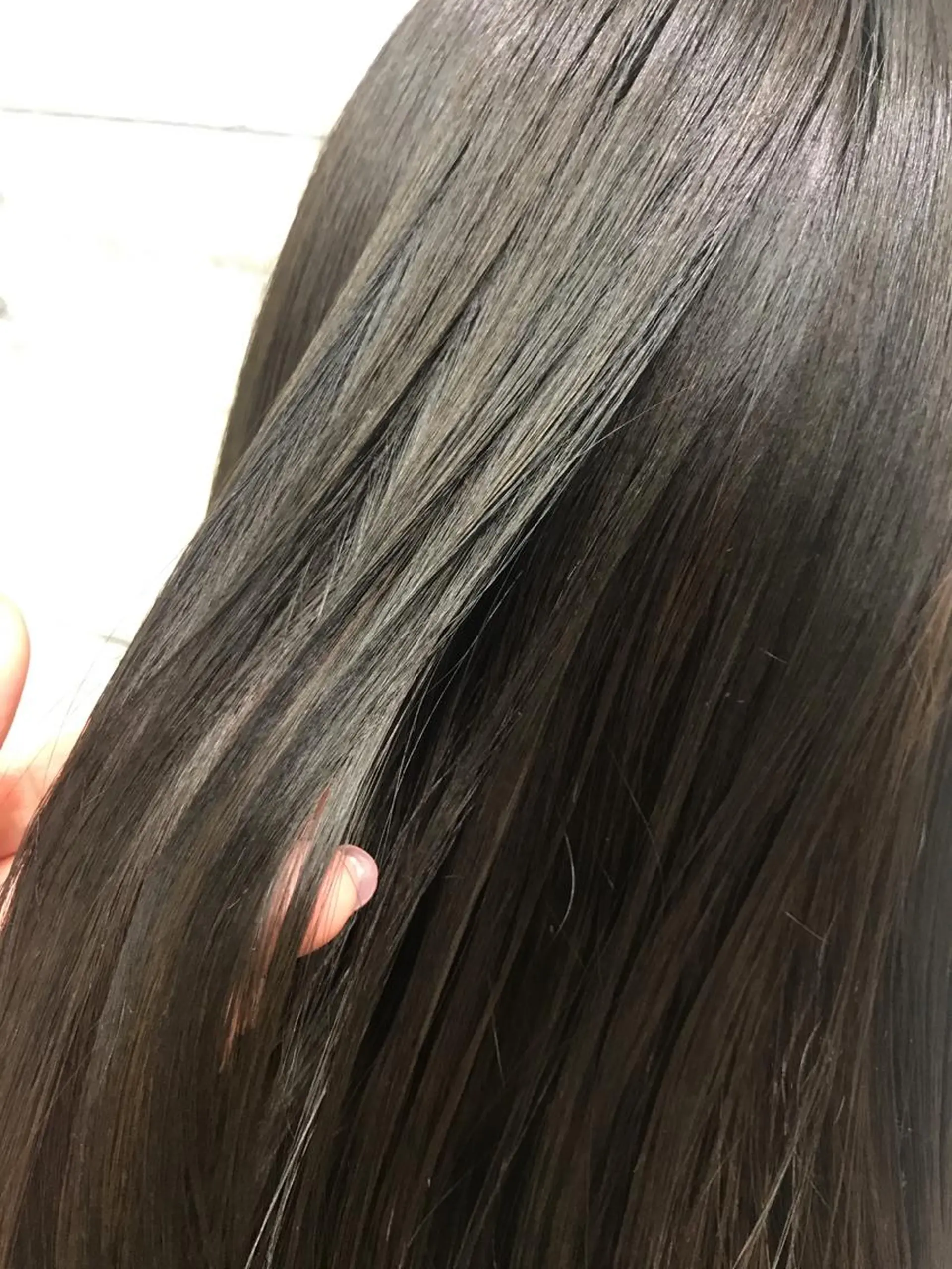ミディアム カラー アッシュ ブリーチ 透明感カラー ブリーチなしカラー カット ヘアカラー トリートメント やなせ かすみのヘアスタイル