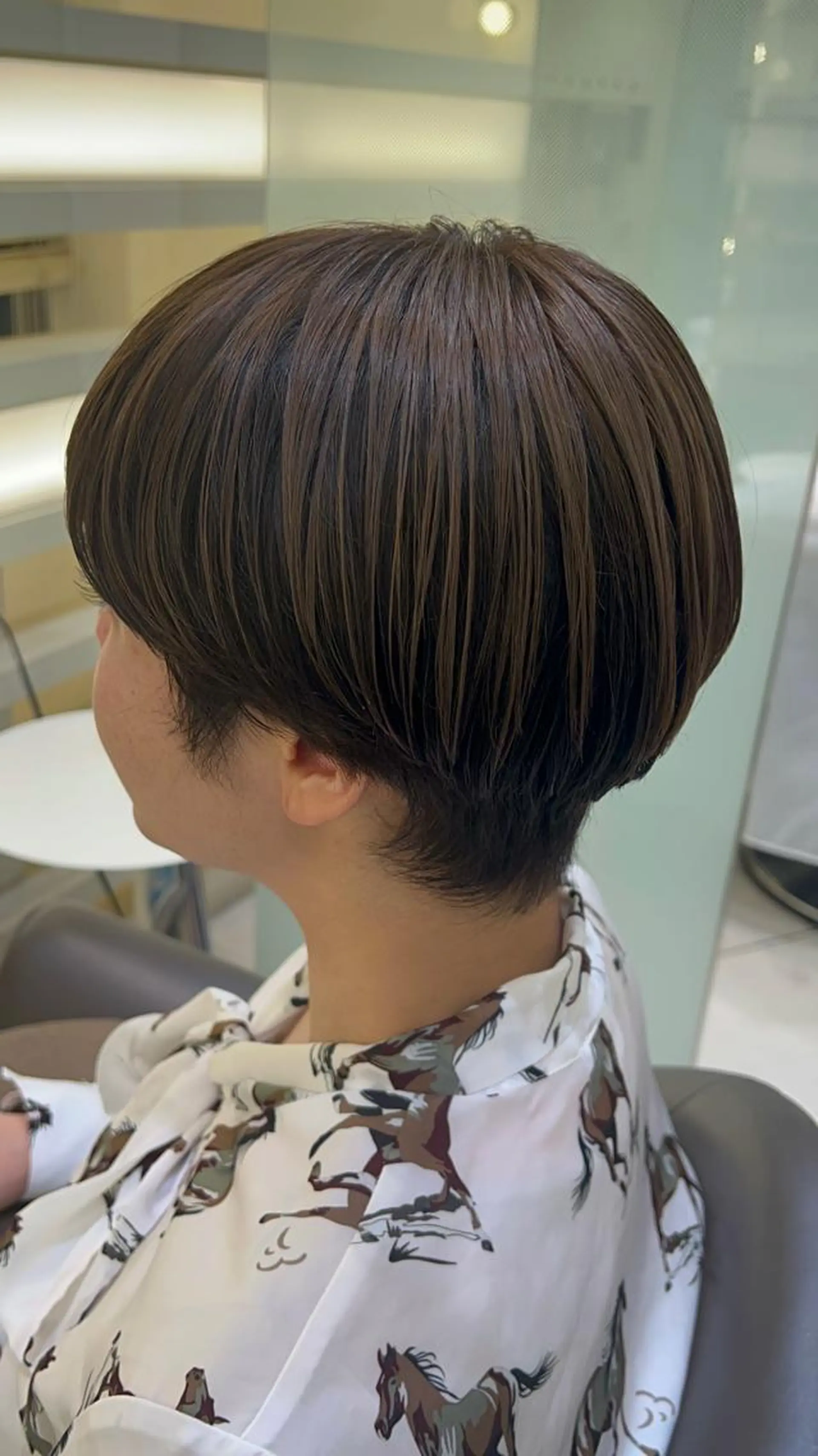 ショート ハイライト ショートヘア 顔まわりカット🥀 原ちひろのヘアスタイル