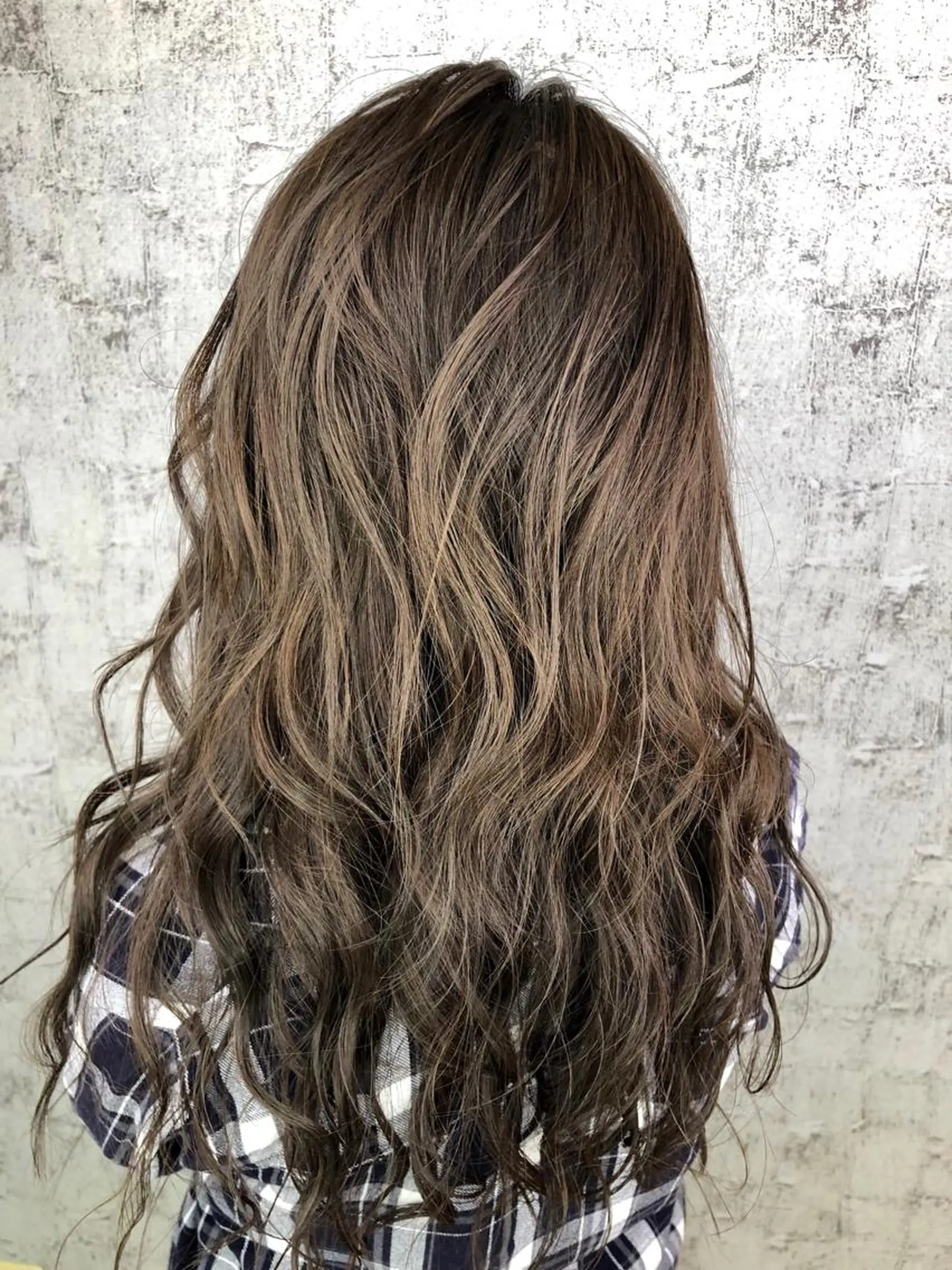 ロング カラー ベージュカラー イルミナカラー ヘアカラー トリートメント 透明感カラー✨ツヤ髪 廣畑昌志のヘアスタイル