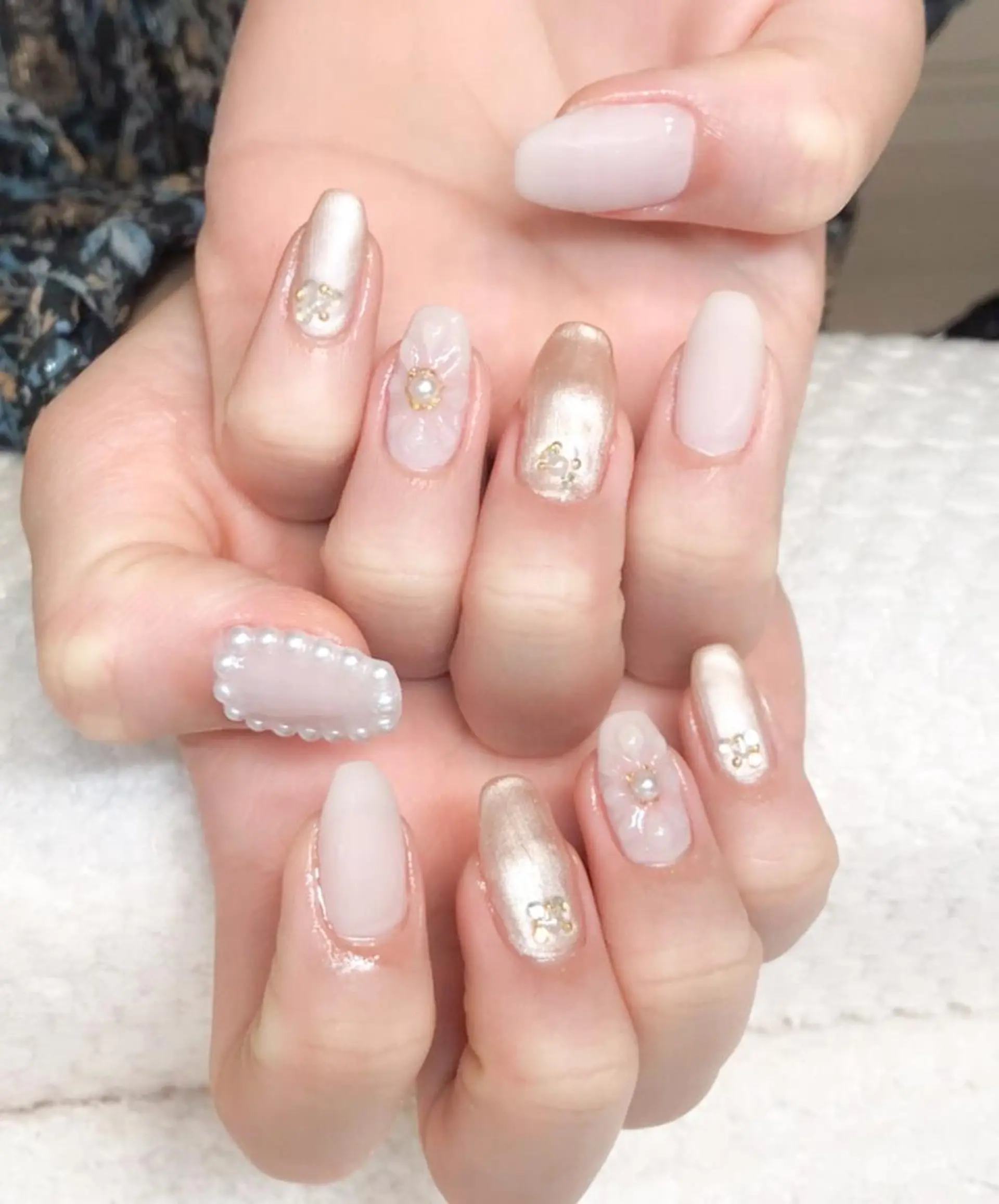 ネイル フラワーネイル ジェルネイル キラキラネイル ニュアンスネイル ぷっくりネイル Nyanco Nailのネイルデザイン