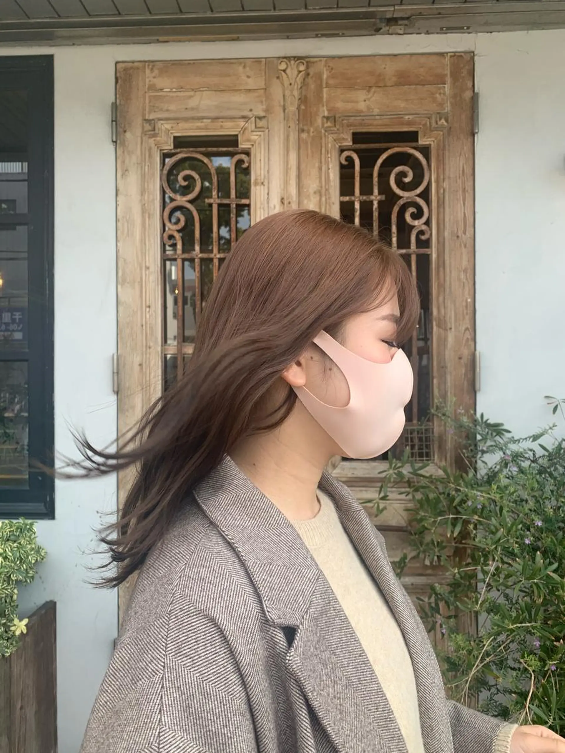 セミロング カット ヘアカラー 井本 早紀のヘアスタイル