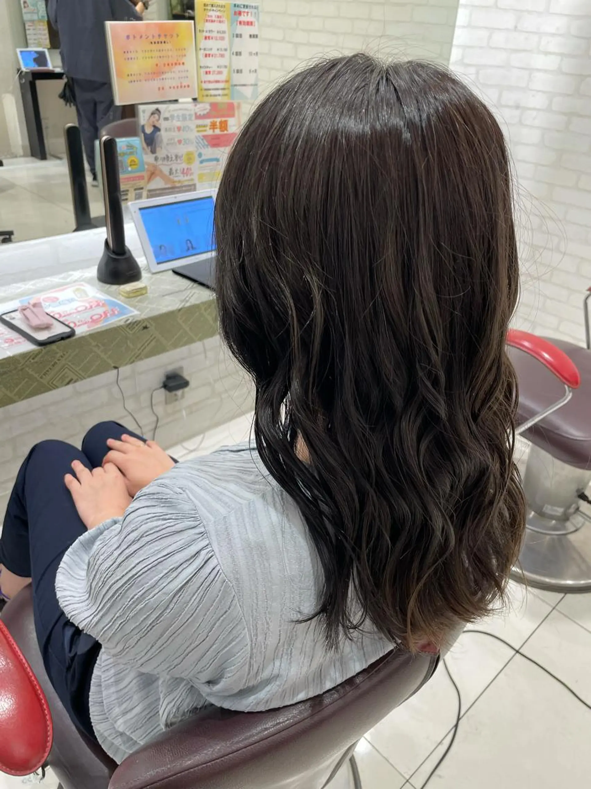 カラー ヘアカラー トリートメント EARTH 山﨑龍馬のヘアスタイル