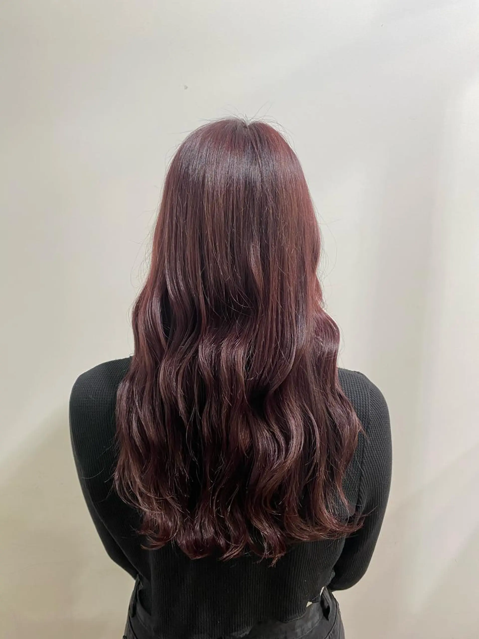 ロング ヘアカラー つじ みさきのヘアスタイル