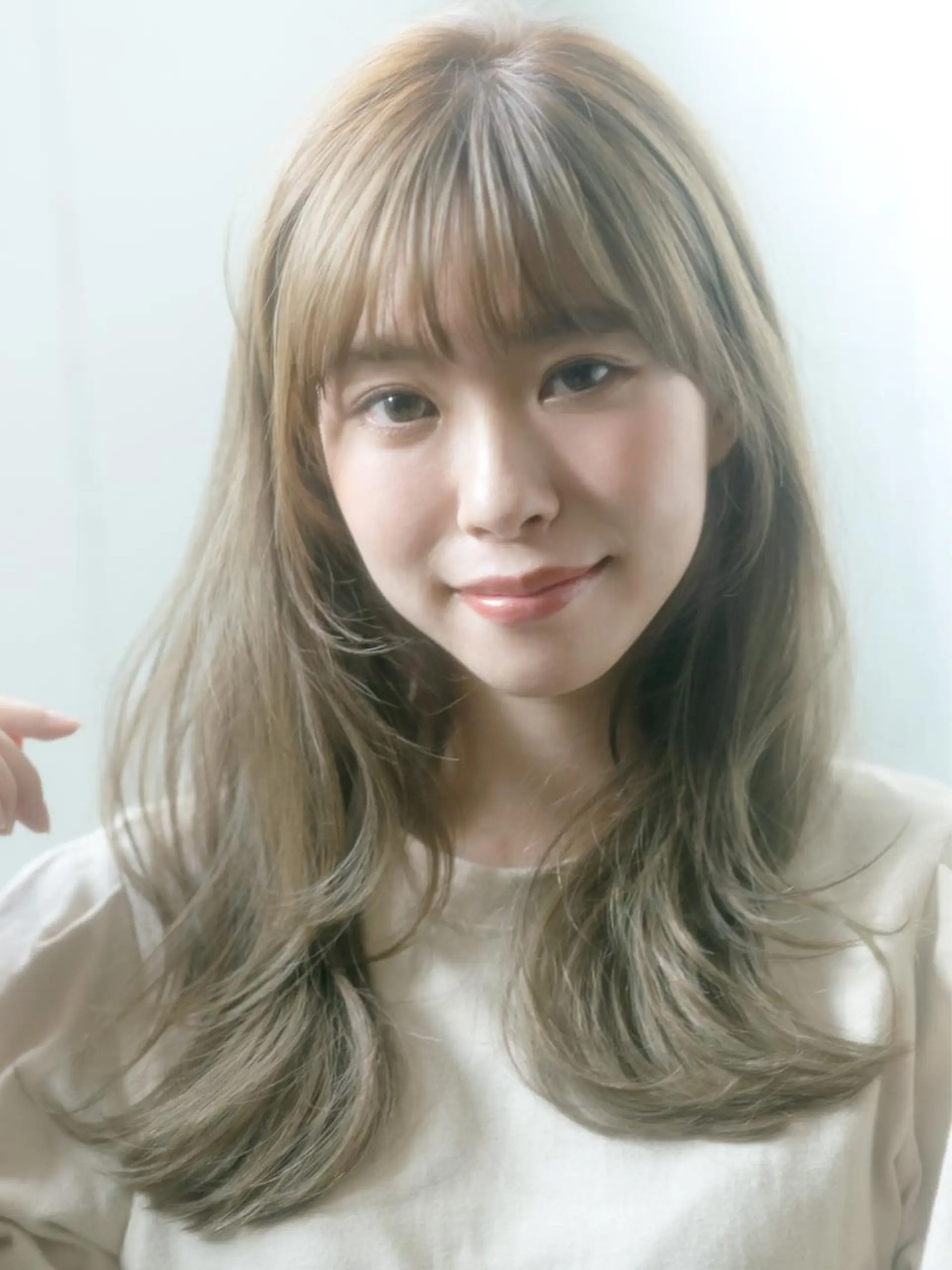 セミロング 🎀ハイトーン/レイ ヤー/Reina🎀のヘアスタイル