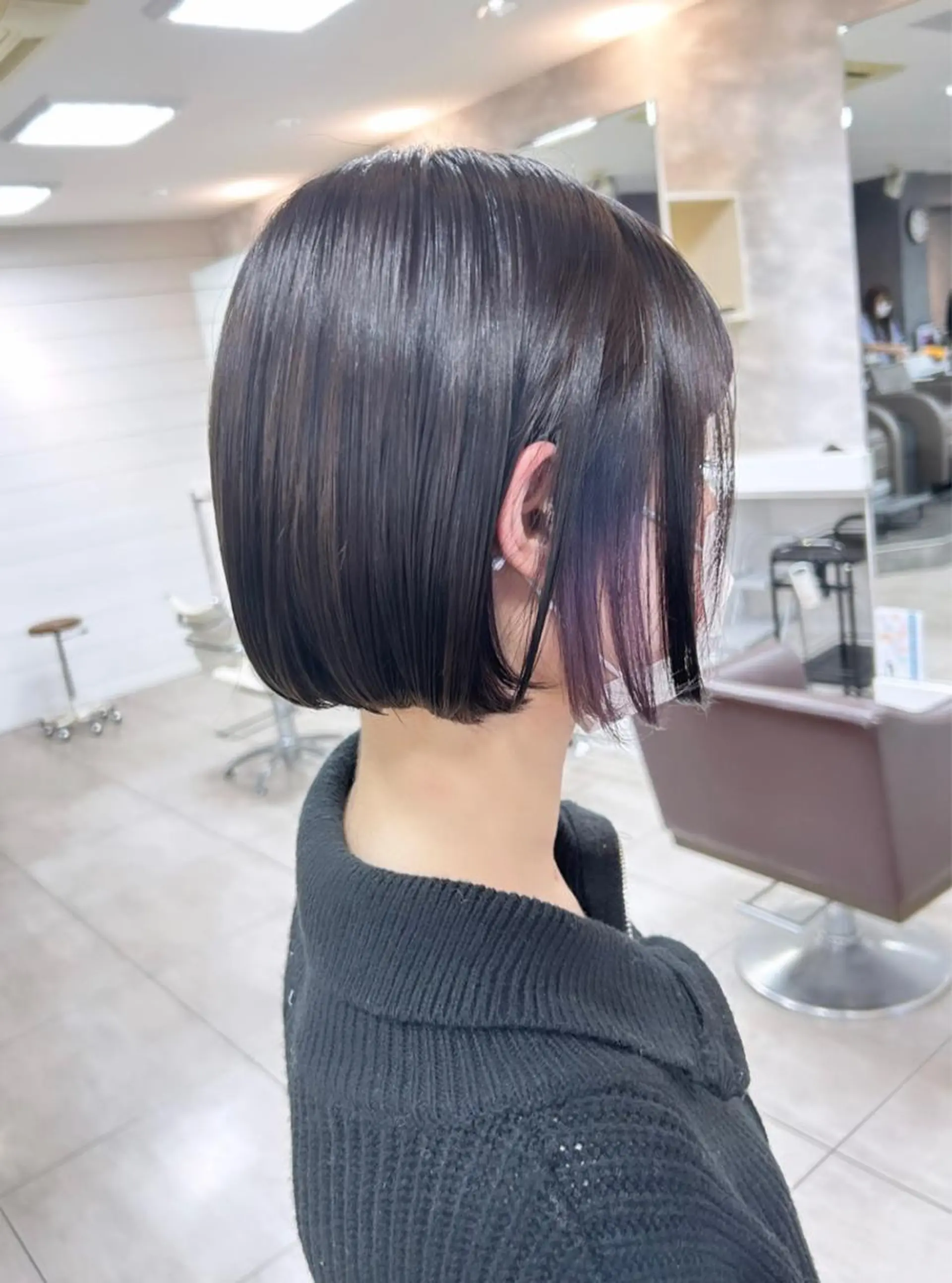 ショート 切りっぱなしボブ パープルカラー ボブ カット ヘアカラー トリートメント 🫧艶髪カラー🫧 森本くるみのヘアスタイル