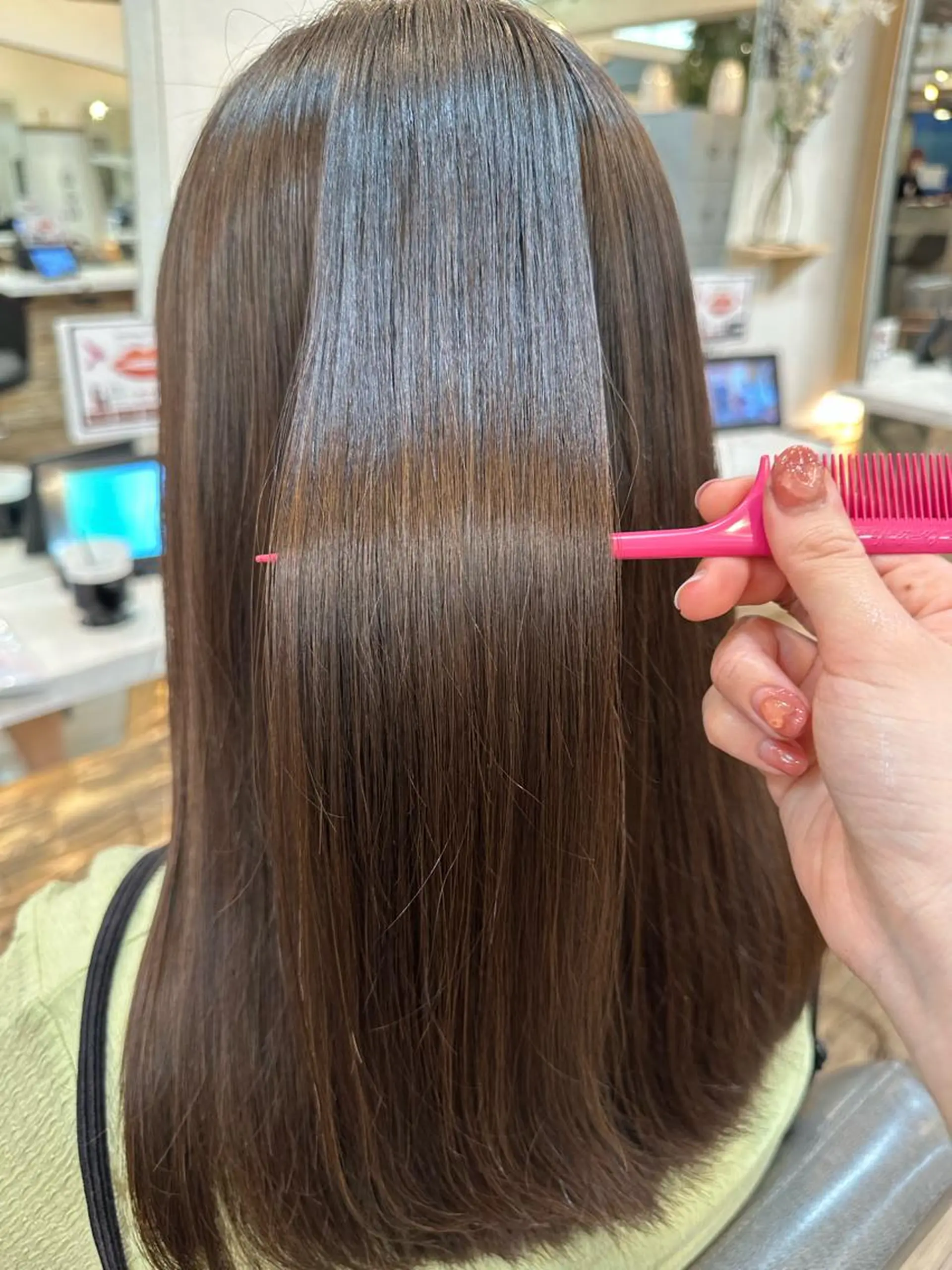 セミロング 縮毛矯正 カット 縮毛矯正 トリートメント sato ayaka ｜透明感カラー🫧のヘアスタイル