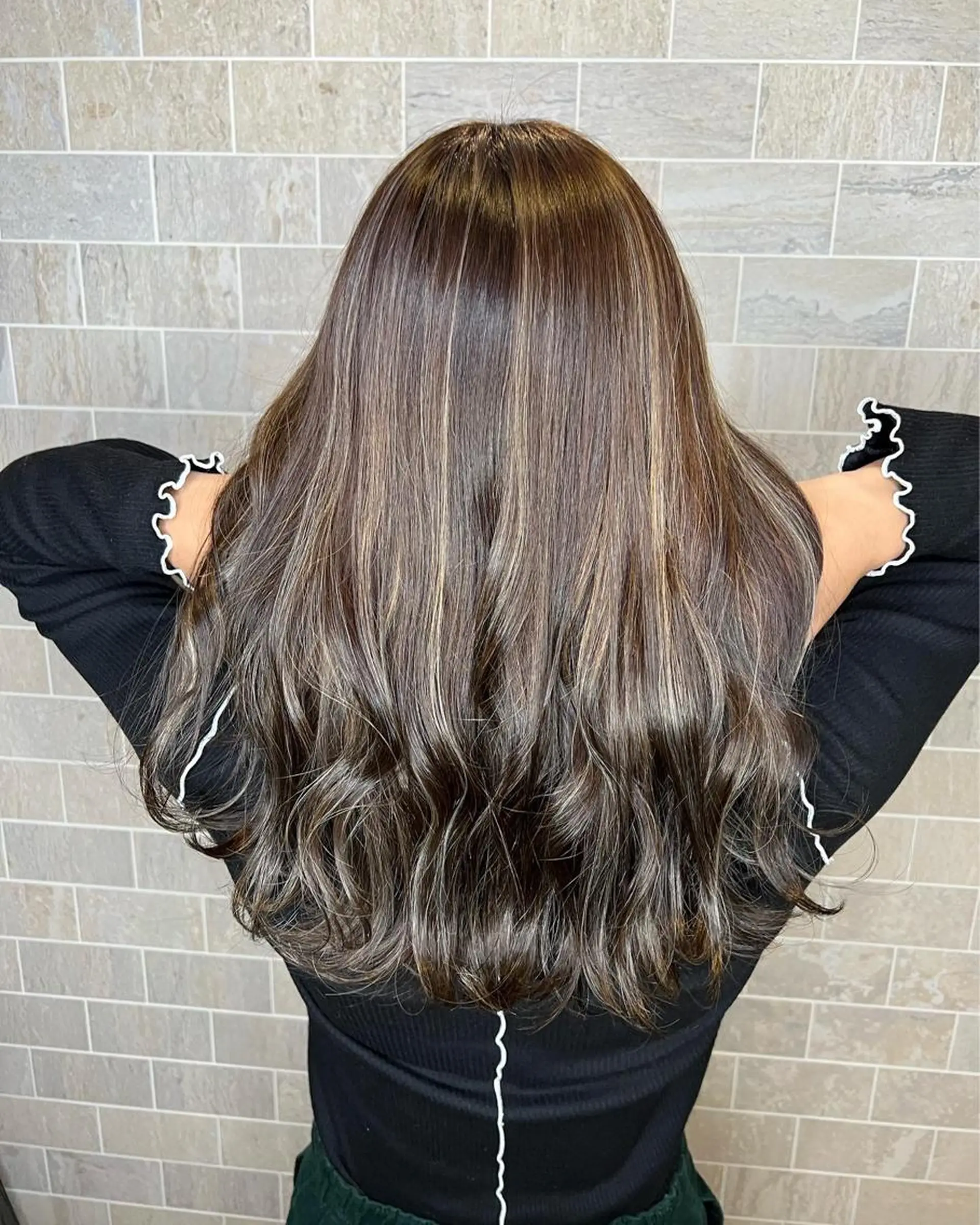 ロング カラー アクアカラー バレイヤージュ ベージュカラー ブリーチ ケアブリーチ 小嶋 秀明/ 本物の髪質改善⭐️のヘアスタイル