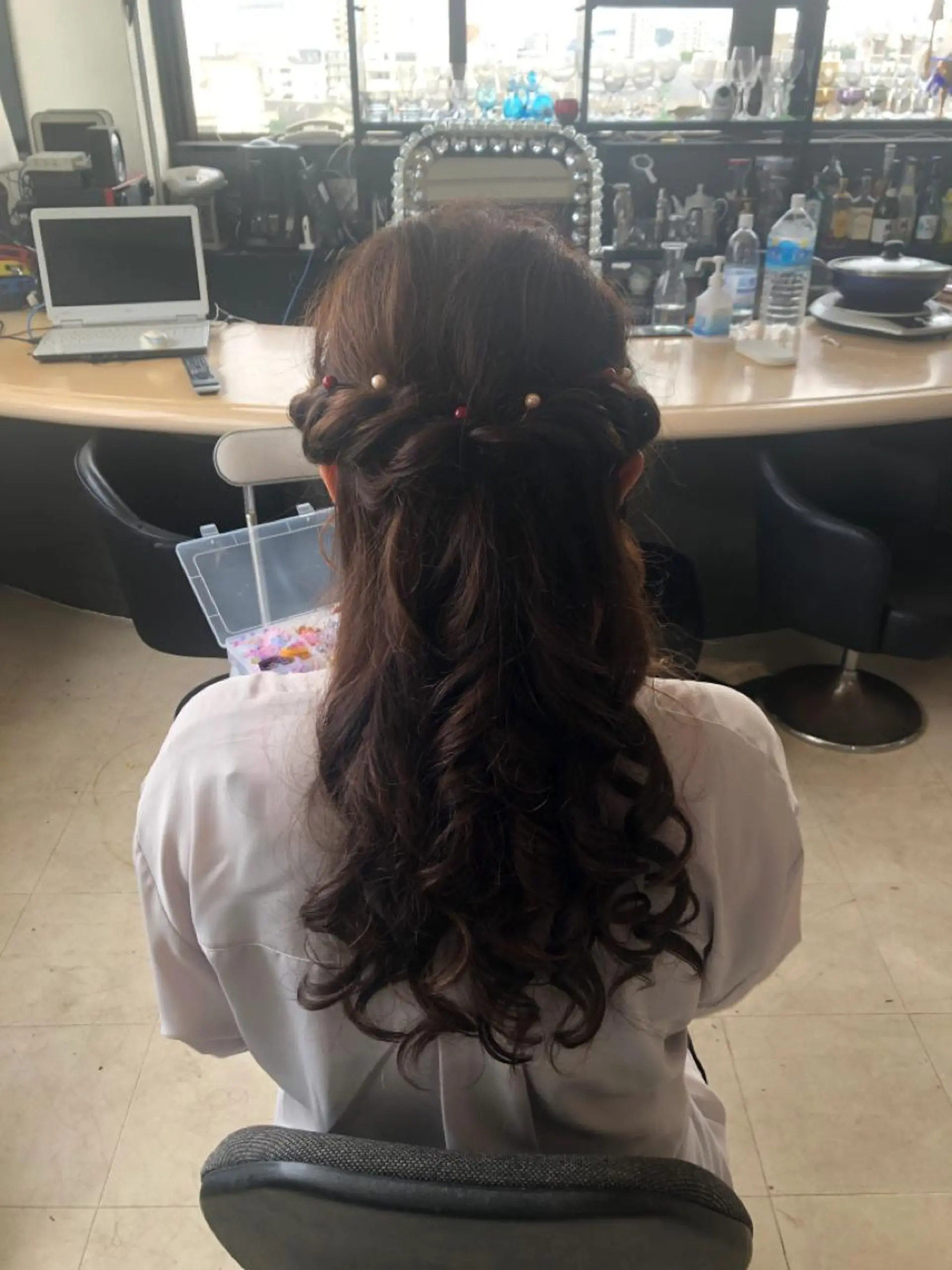 ロング ヘアアレンジ ネイル マツエク・マツパ 銀河 ティンガーラのヘアスタイル