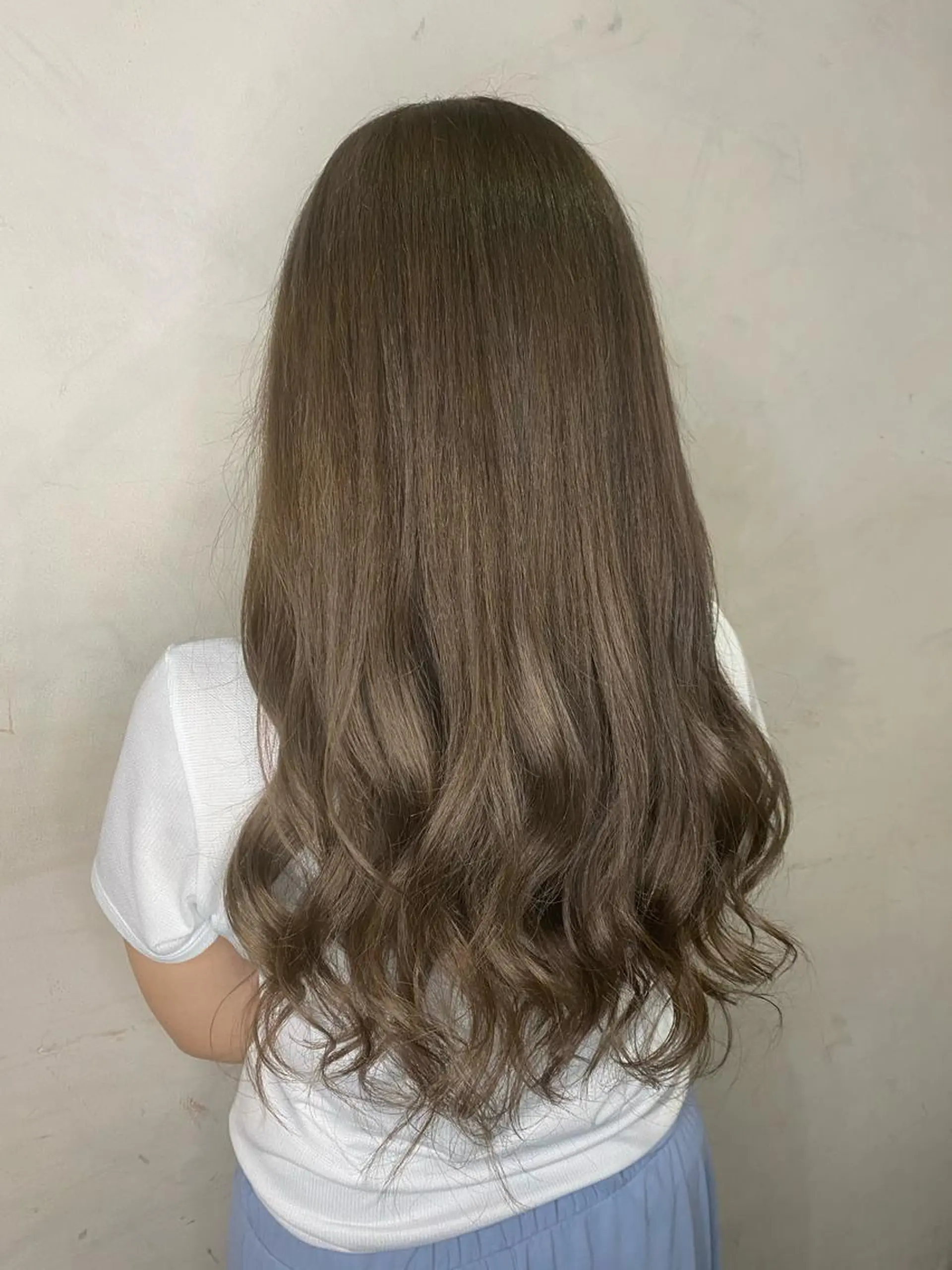 ロング カラー ヘアアレンジ ブリーチ Femme woman所属・Femme ♡AIRIのヘアスタイル