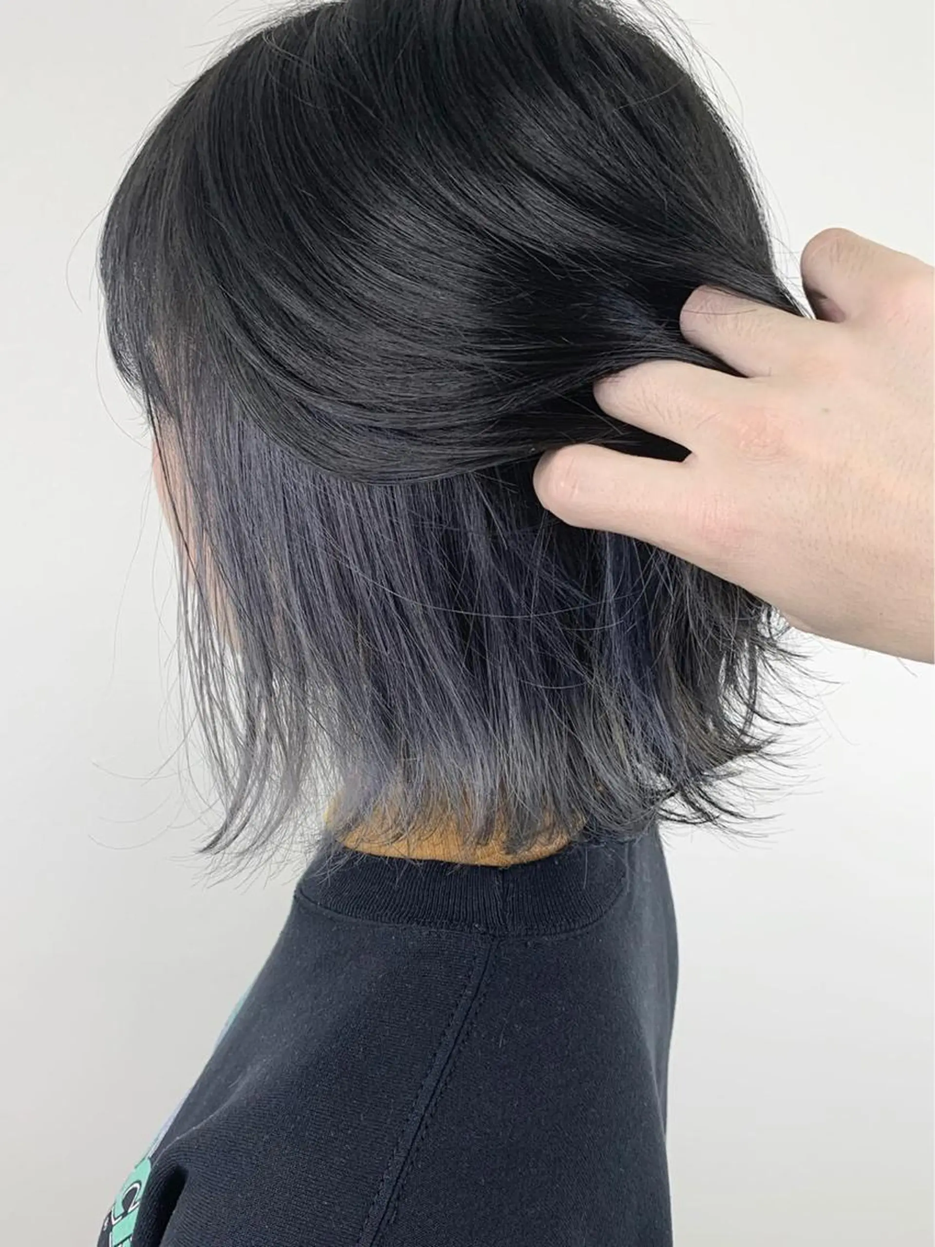 ミディアム カラー 石川 聖奈のヘアスタイル