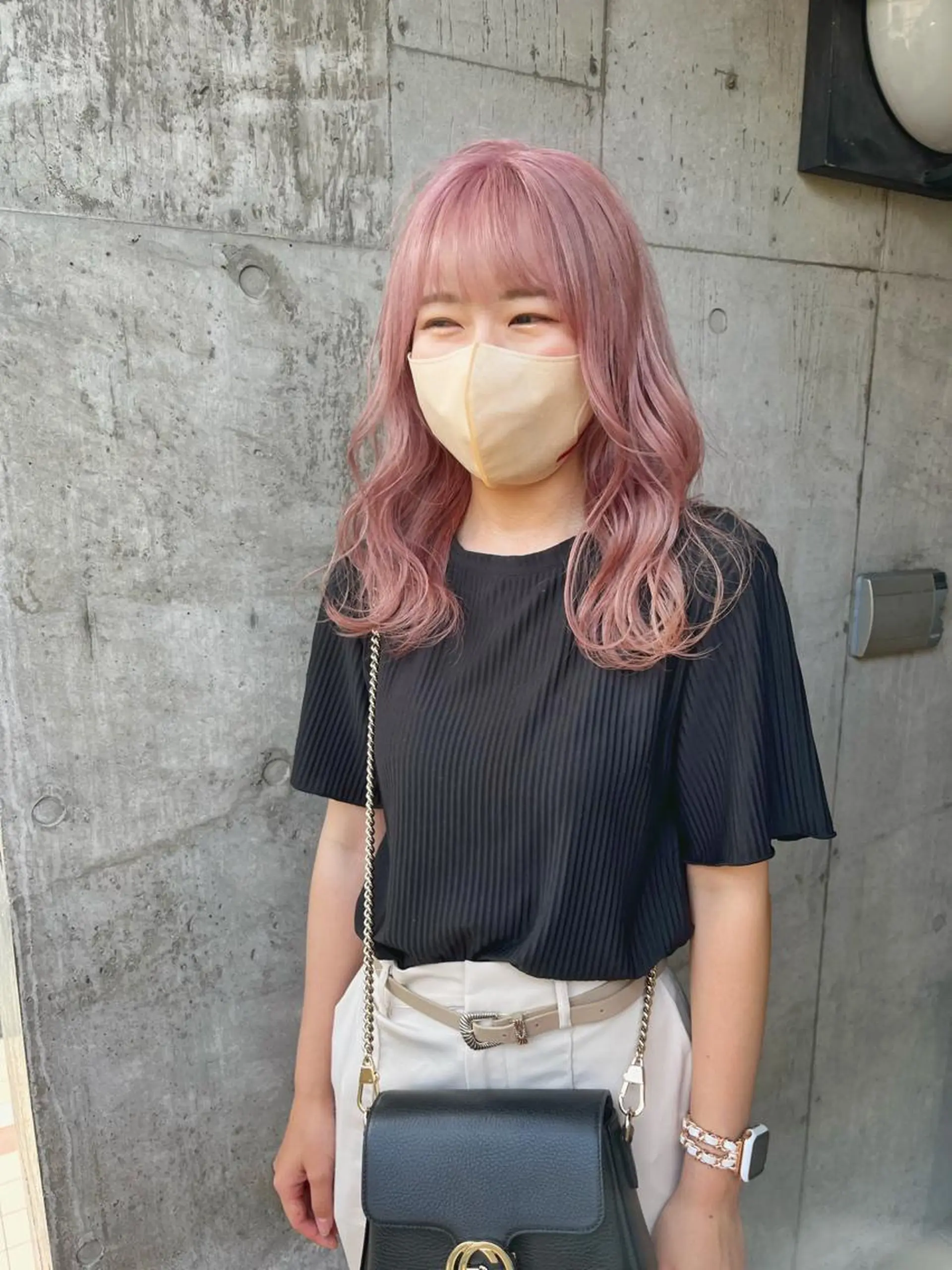 ロング カラー ピンクカラー ホワイトピンク ヘアカラー トリートメント ミルクティーベージュ 🌿店長　清水ひとみのヘアスタイル