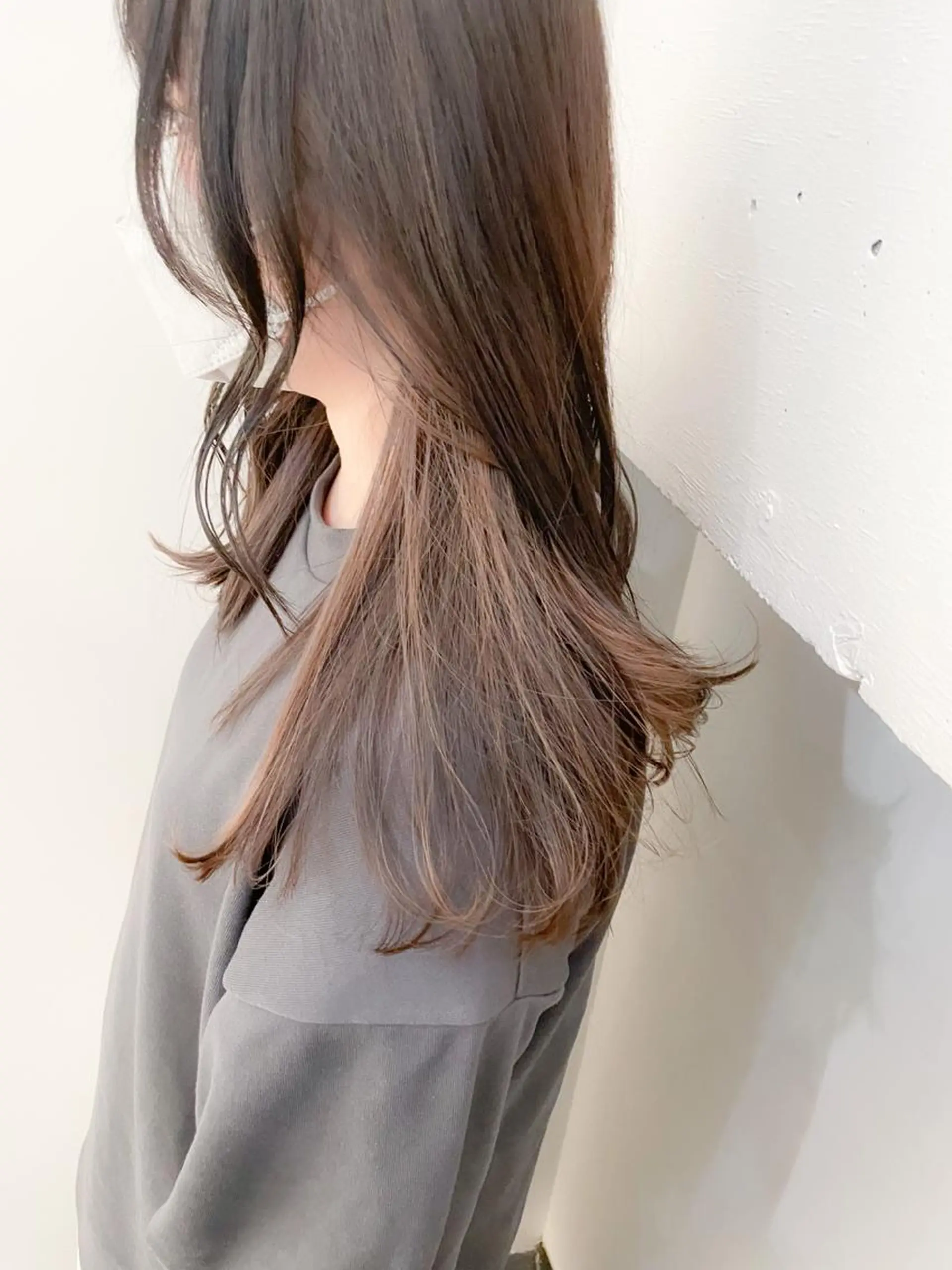 セミロング カラー グレージュ インナーカラー ヘアカラー ✨カラー支持No.1 🧸ワキ カナコ🧸のヘアスタイル