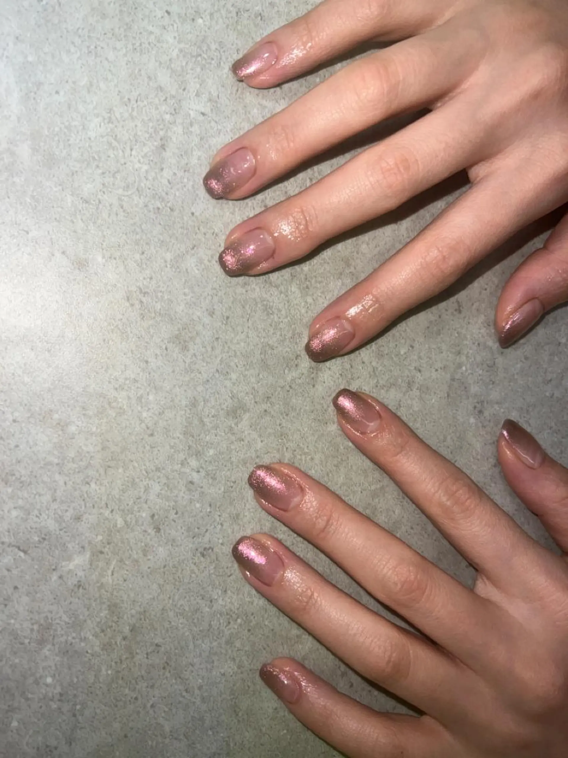 ネイル グラデーション ラメ(グリッター) ハンドネイル ハンドケア Allma Nailのネイルデザイン