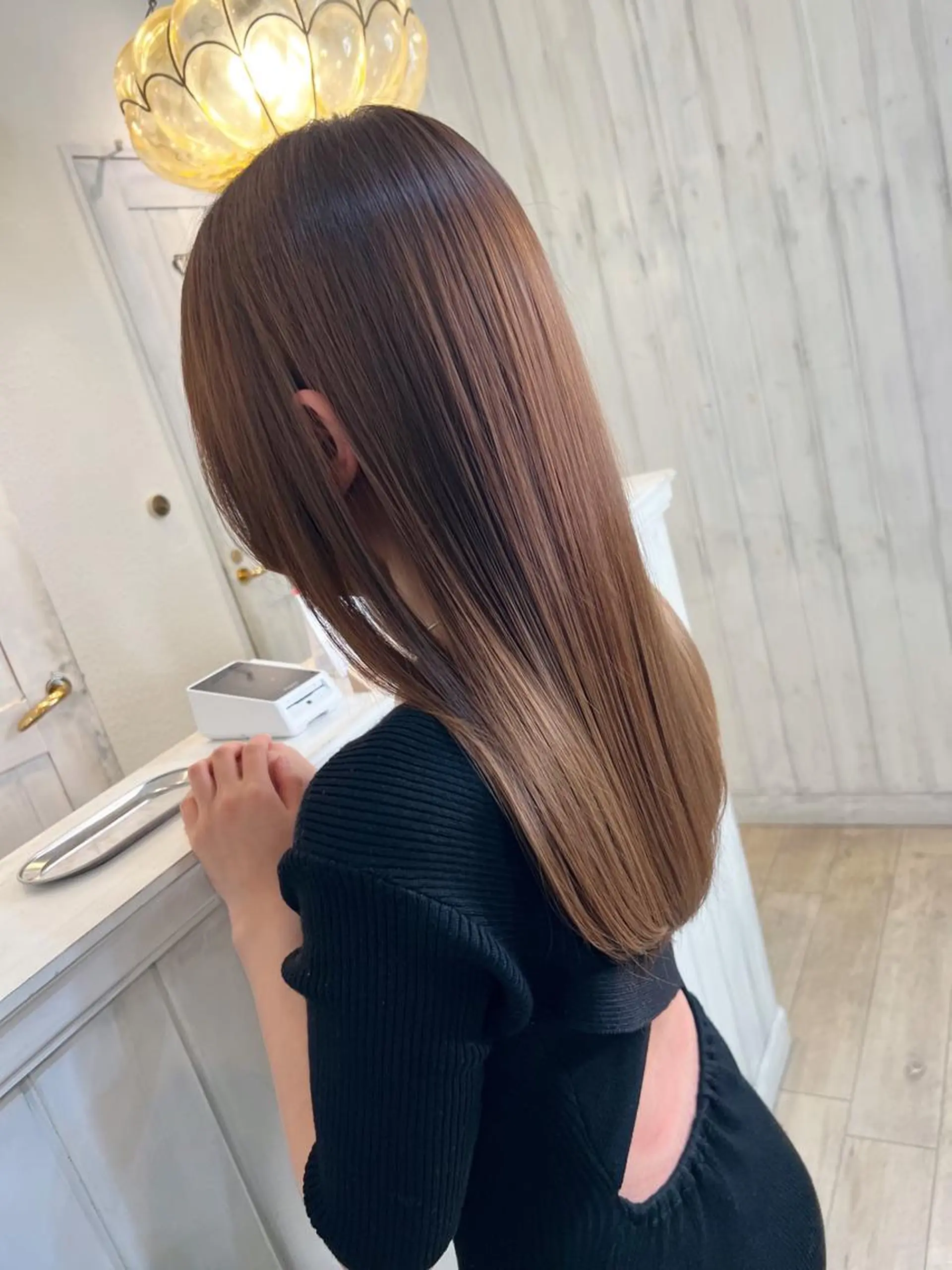 セミロング カット トリートメント 髪質改善美髪特化 ルイス奈良のヘアスタイル