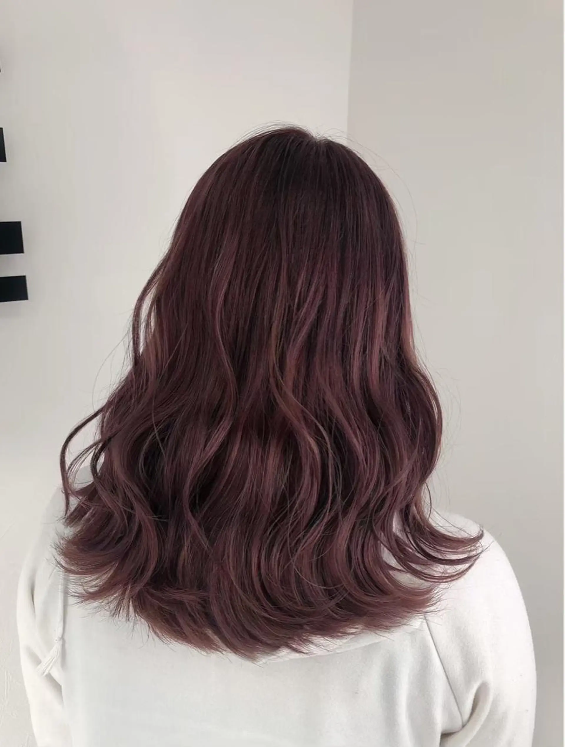 セミロング カラー ヘアアレンジ ヘアカラー トリートメント リベルテ所属・♦️髪質改善韓国レイ ヤー♦️副店長のヘアスタイル