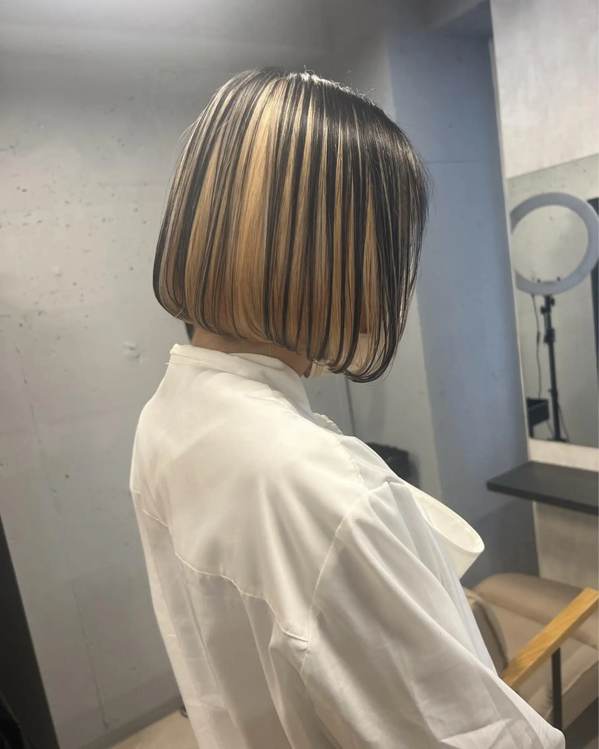 ミディアム ヘアカラー トリートメント ブリーチ/ウルフ ハッシュカット/石山のヘアスタイル