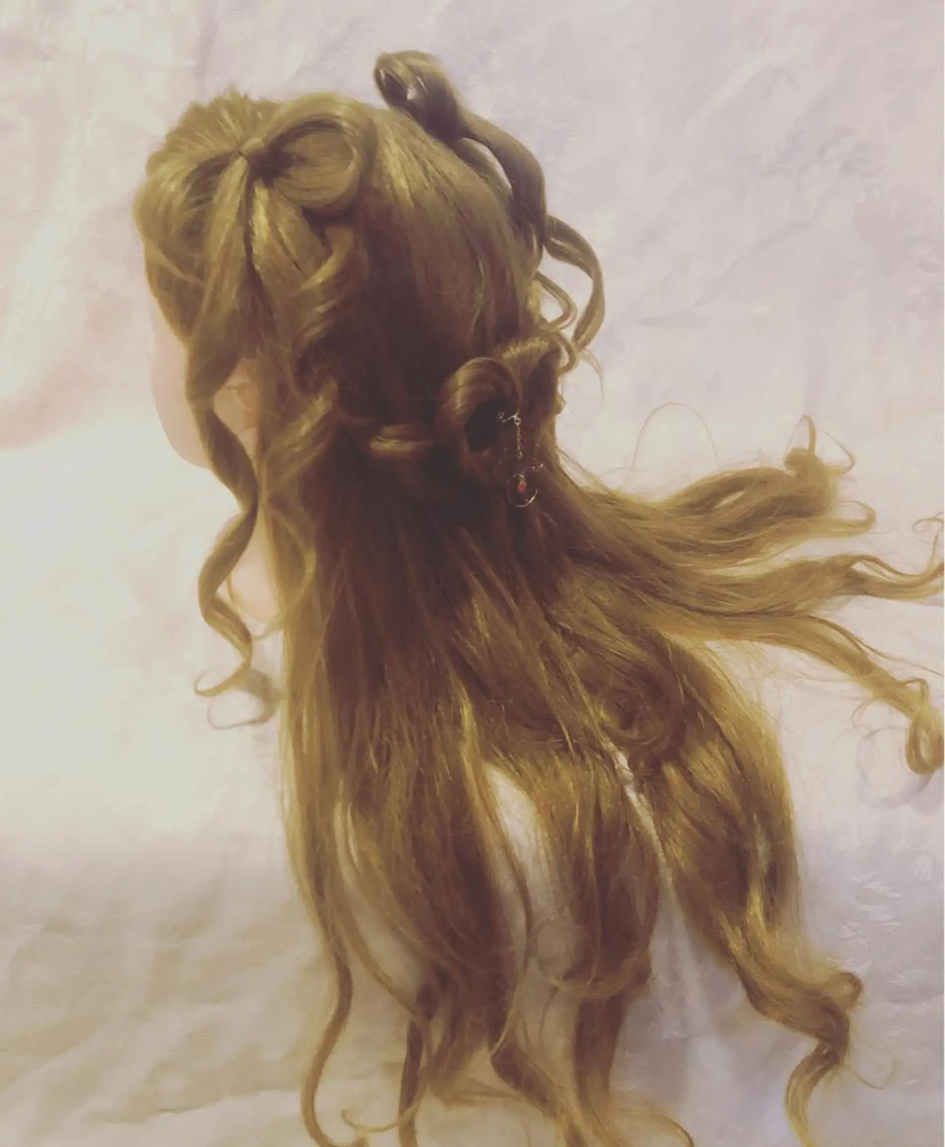 セミロング カラー パーマ ヘアアレンジ メンズ キッズ ネイル マツエク・マツパ ツインテール 結婚式・ブライダル 子どものヘアアレンジ 結婚式・ブライダル デート 銀河 ティンガーラのヘアスタイル