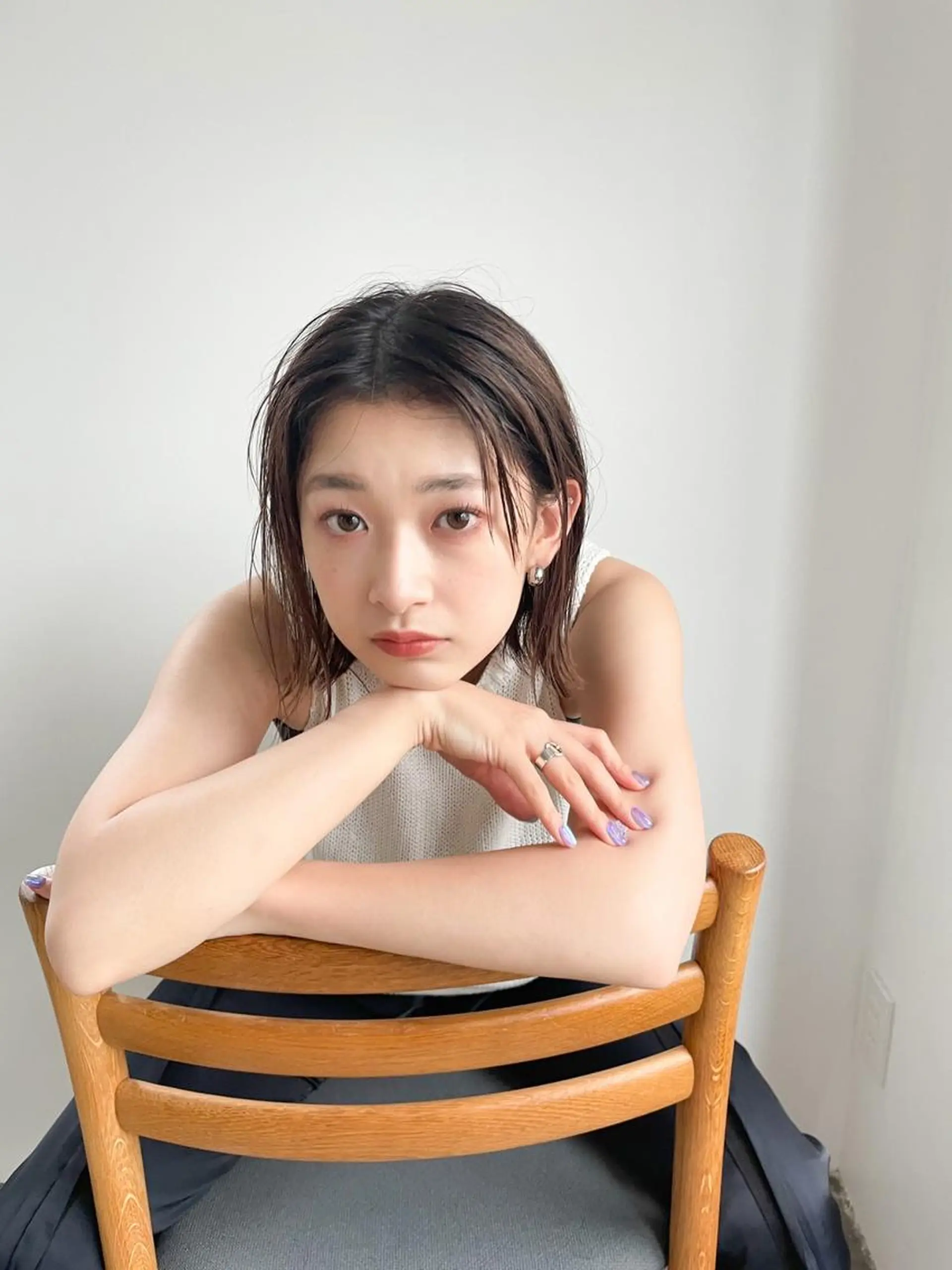 ミディアム カラー パーマ アディクシーカラー ブリーチ ブロンド ブルーカラー ハイライトカラー カット トリートメント CEINE＋ officialのヘアスタイル