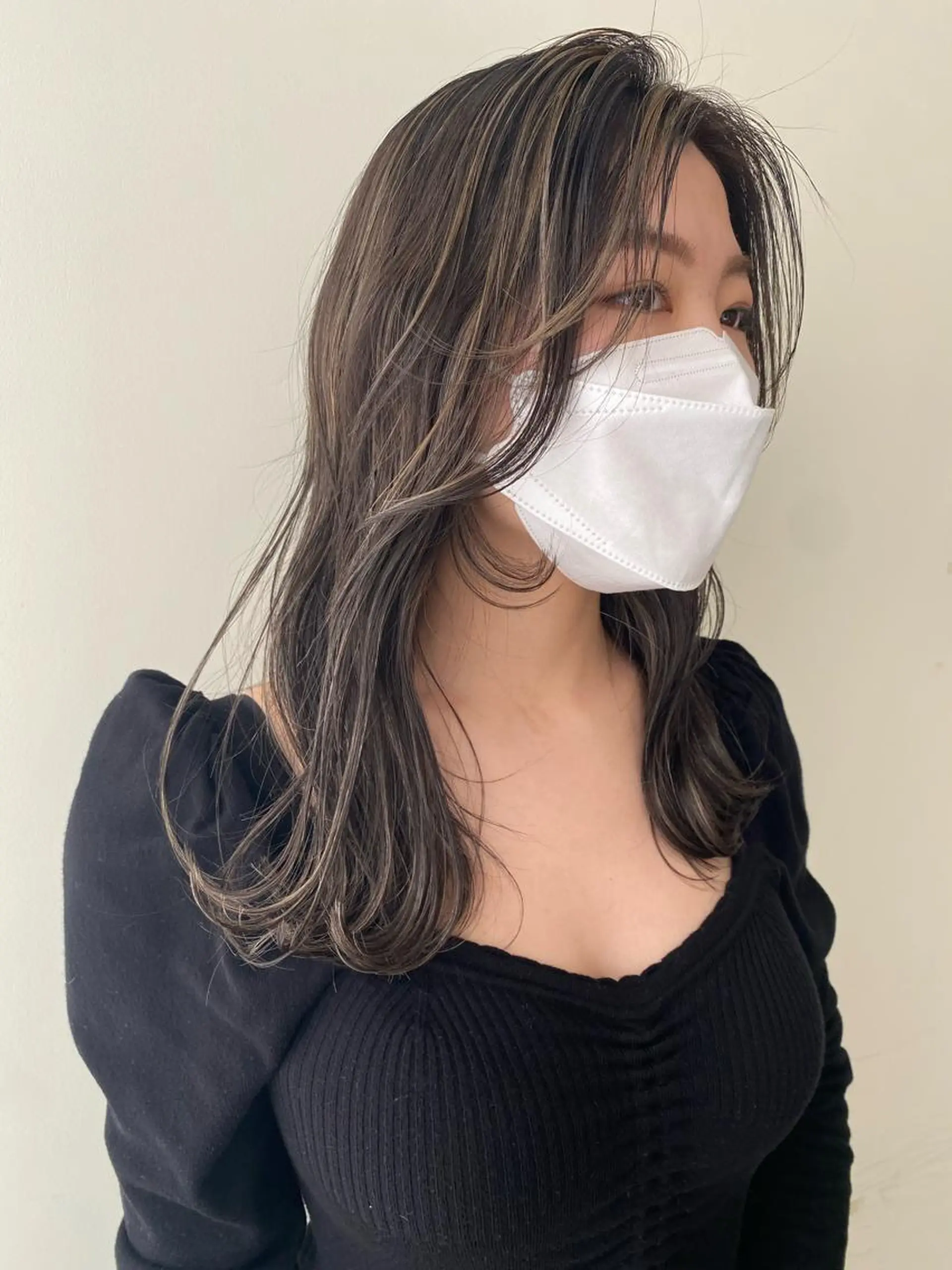 ロング カラー ヘアアレンジ ハイライトカラー 顔まわりレイヤー 顔周りカット ハイライト レイヤーカット 艶髪💫透明感カラー 🕊まやのヘアスタイル