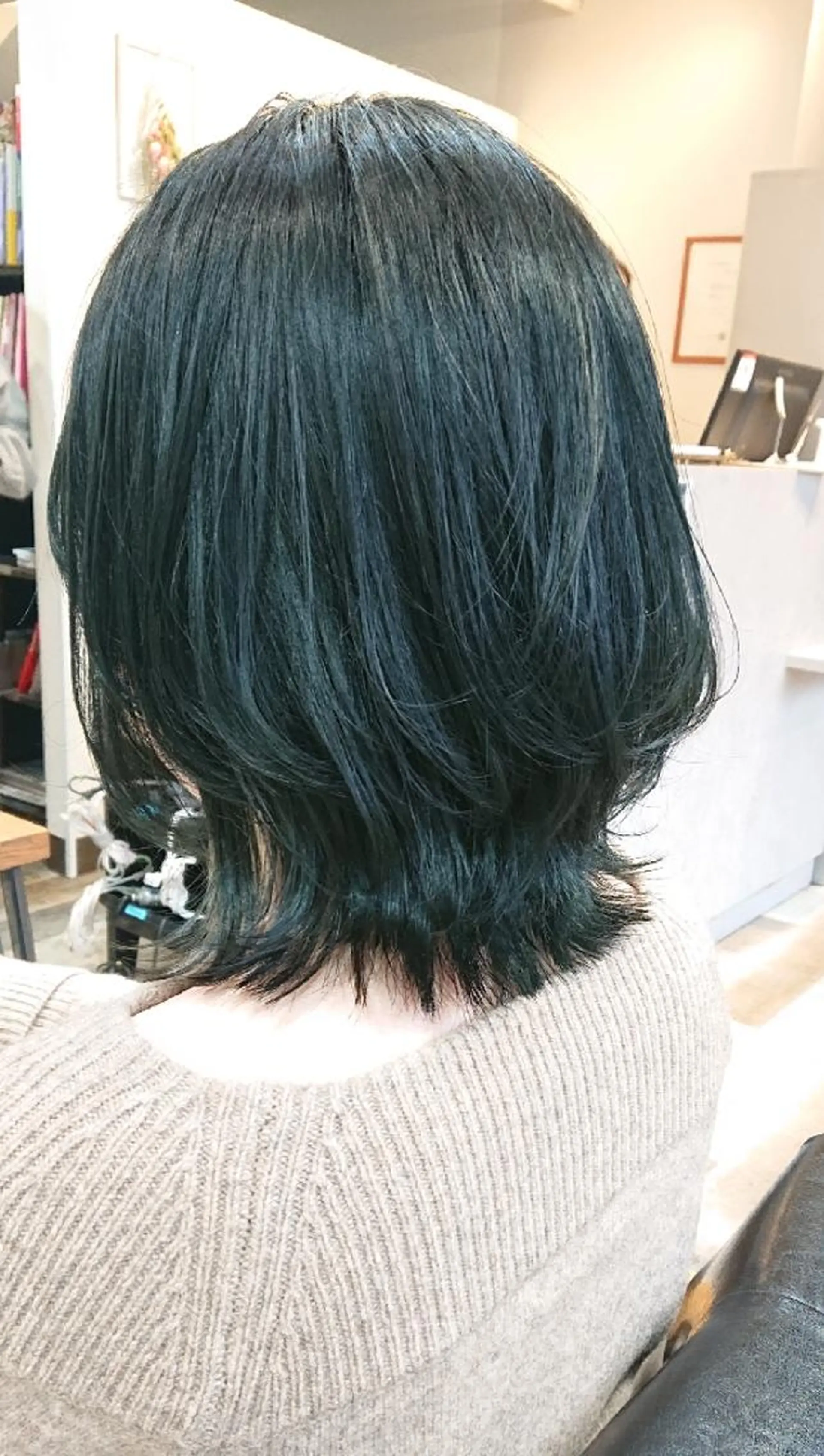 ミディアム カラー ウルフカット ACROあべの店所属・艶カラー/インナー /グラデ/大西小百合のヘアスタイル