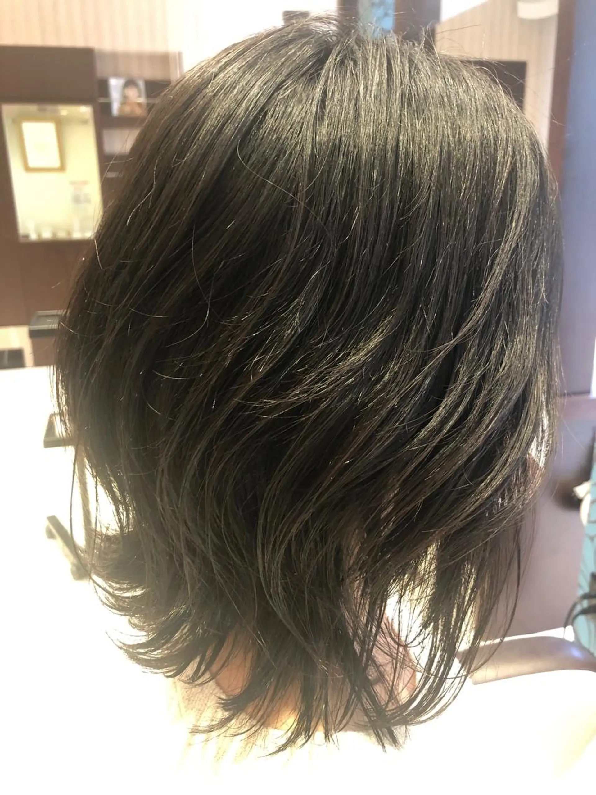 ミディアム EARTH長岡 🌼渡辺まい🌼のヘアスタイル