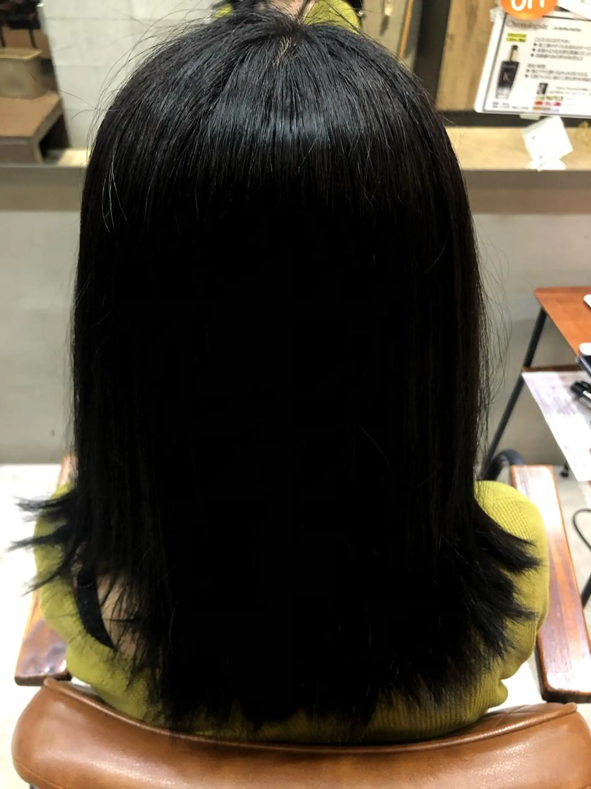セミロング カラー haruka 遥歌のヘアスタイル