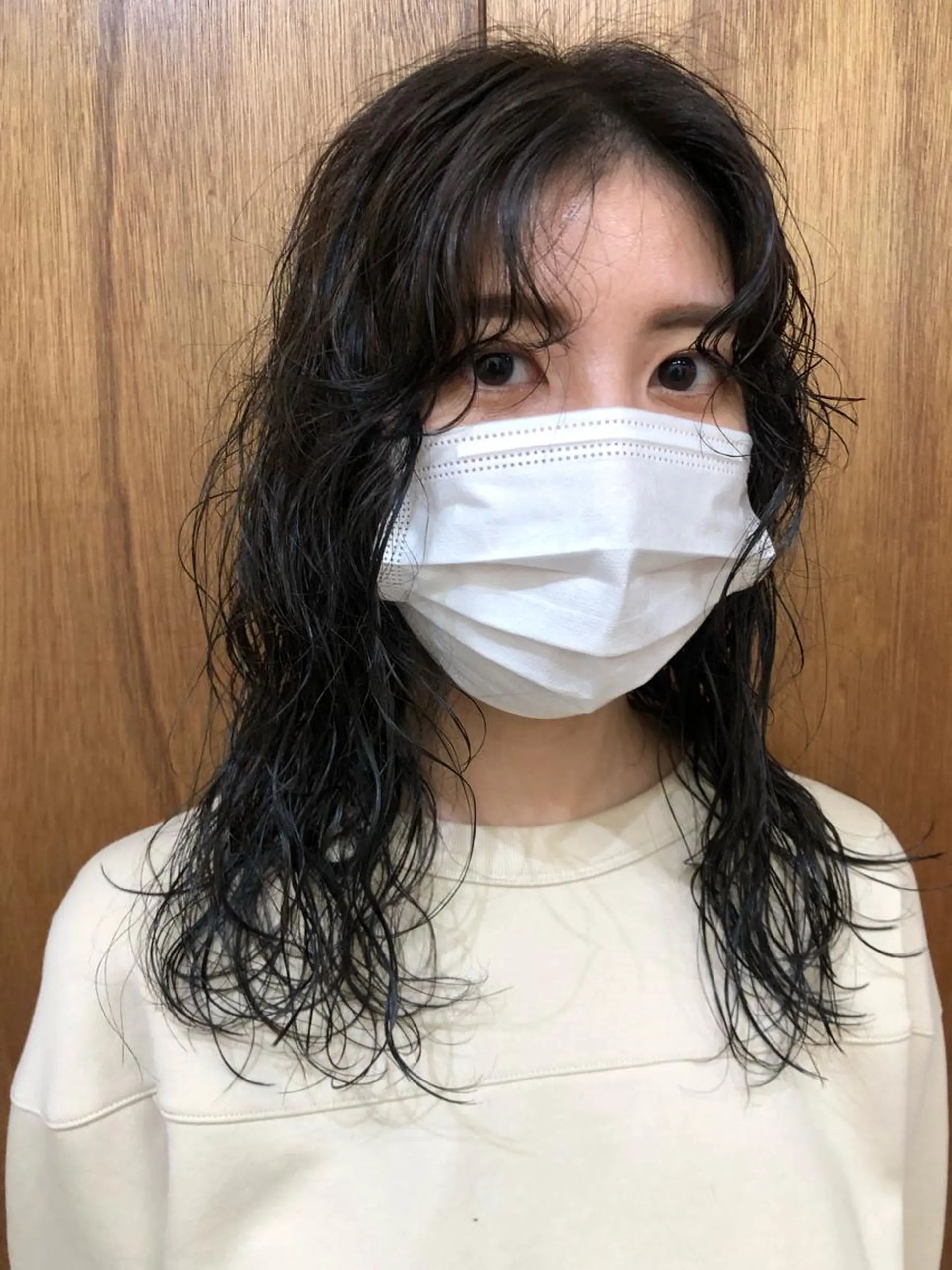 ミディアム KOCHAB 中村穂風のヘアスタイル