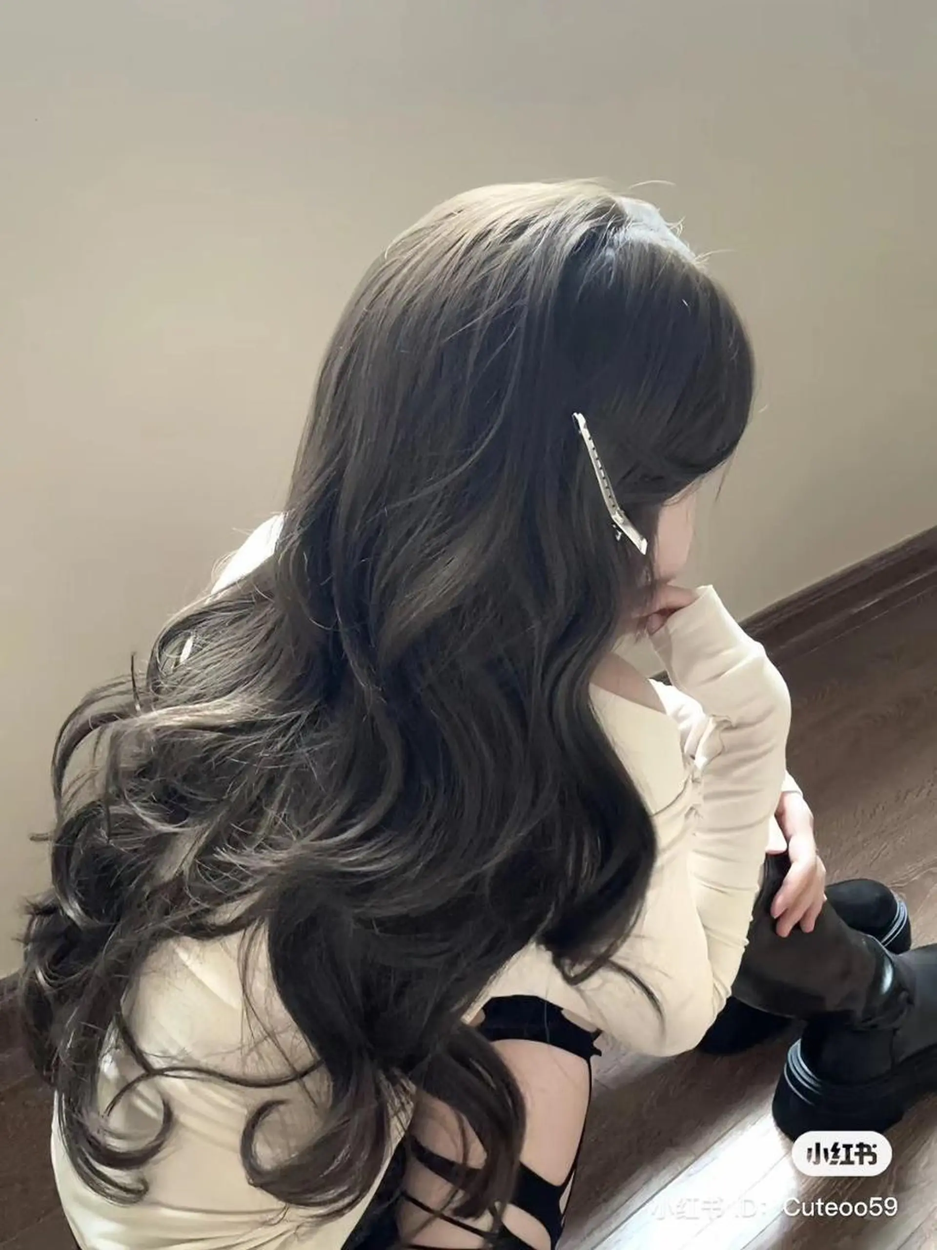 ロング カラー 韓国レディヘア🤍 暗髪🤍miraiのヘアスタイル