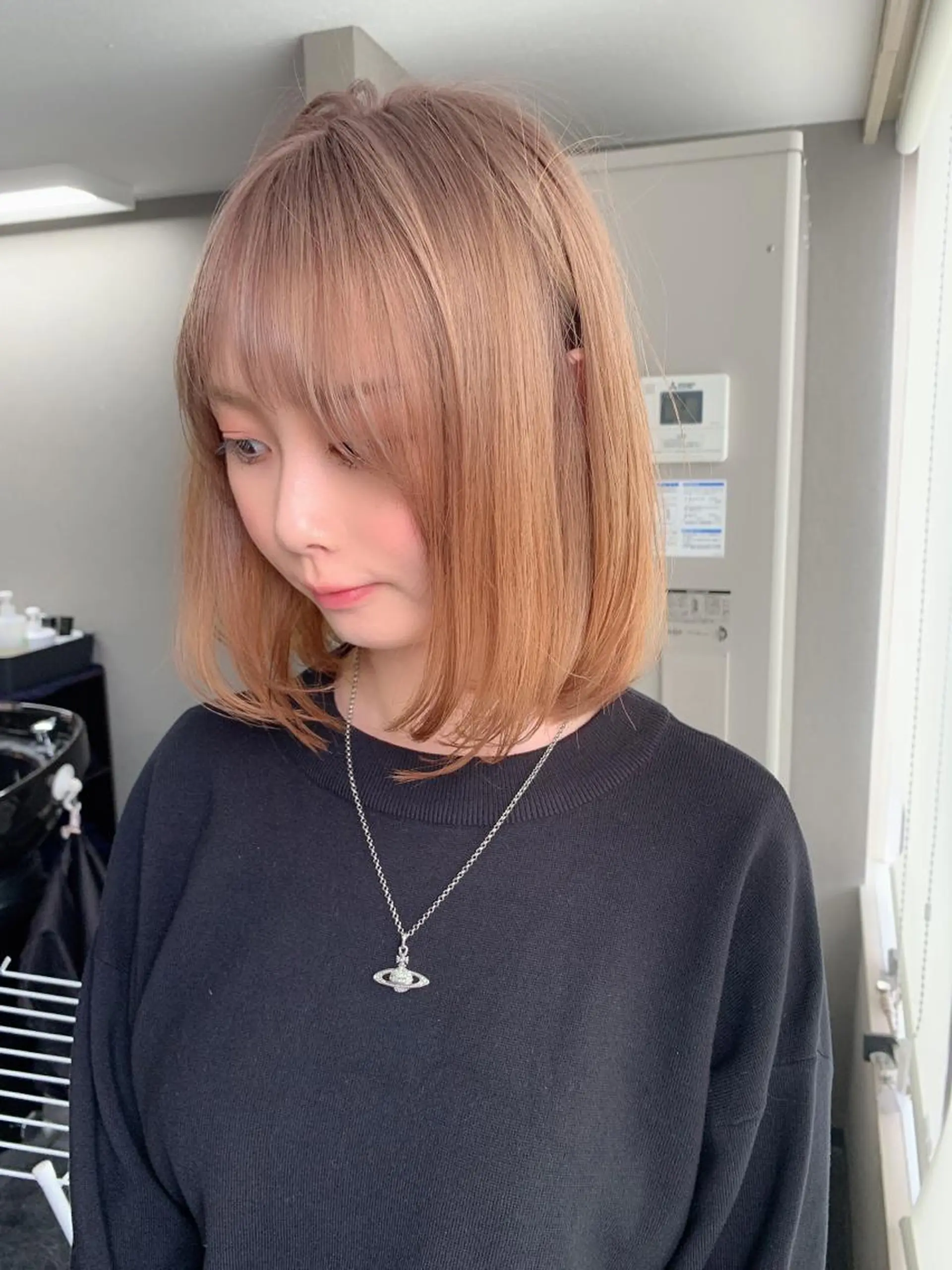 ショート アッシュ ハイライト レイヤーカット stylist ネネのヘアスタイル