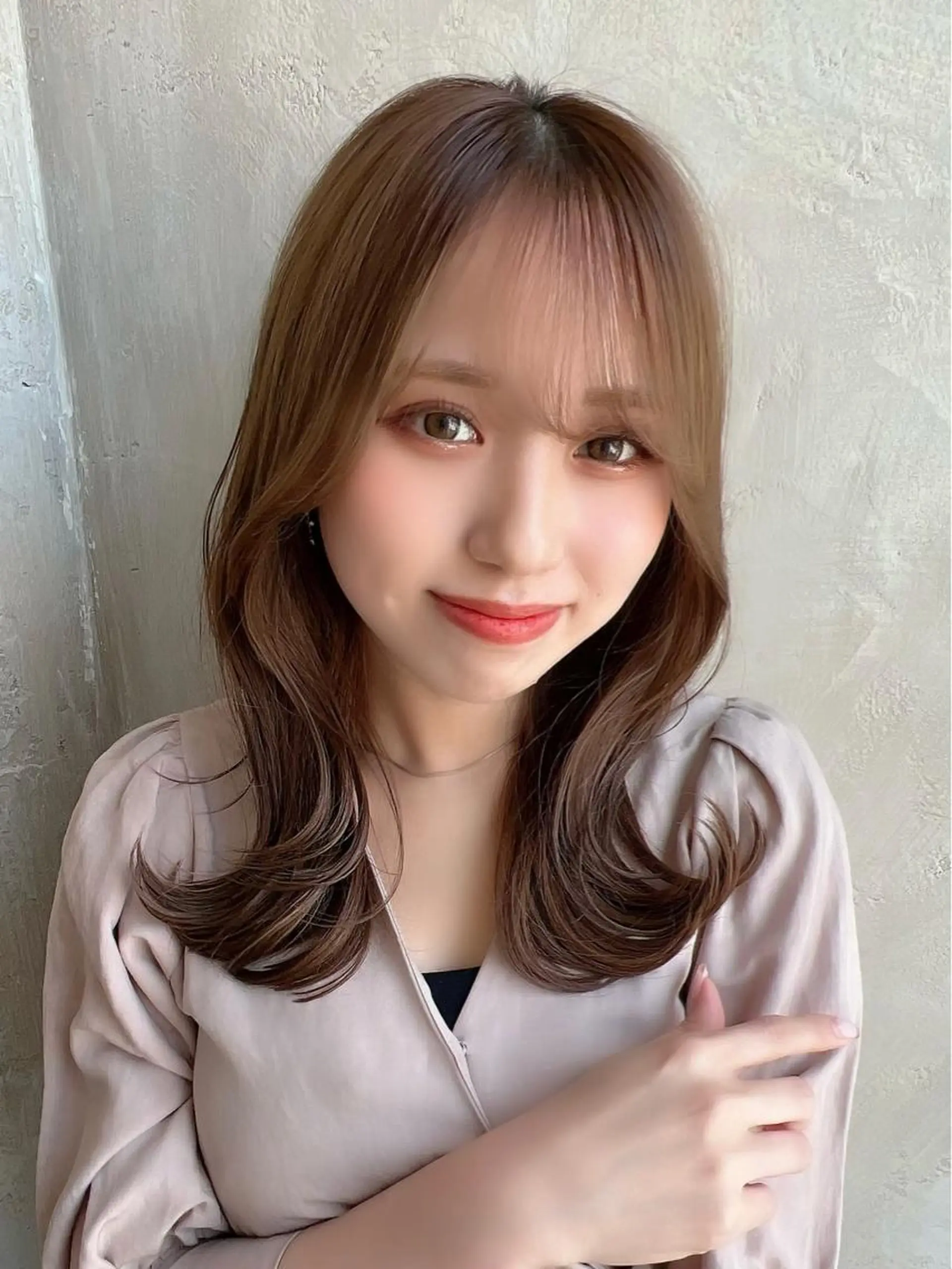 セミロング カラー ベージュカラー ブラウンカラー くびれヘア 髪質改善 縮毛矯正 カット ヘアカラー トリートメント 🧡くびれヘア/前髪 顔周り🧡久原結衣のヘアスタイル