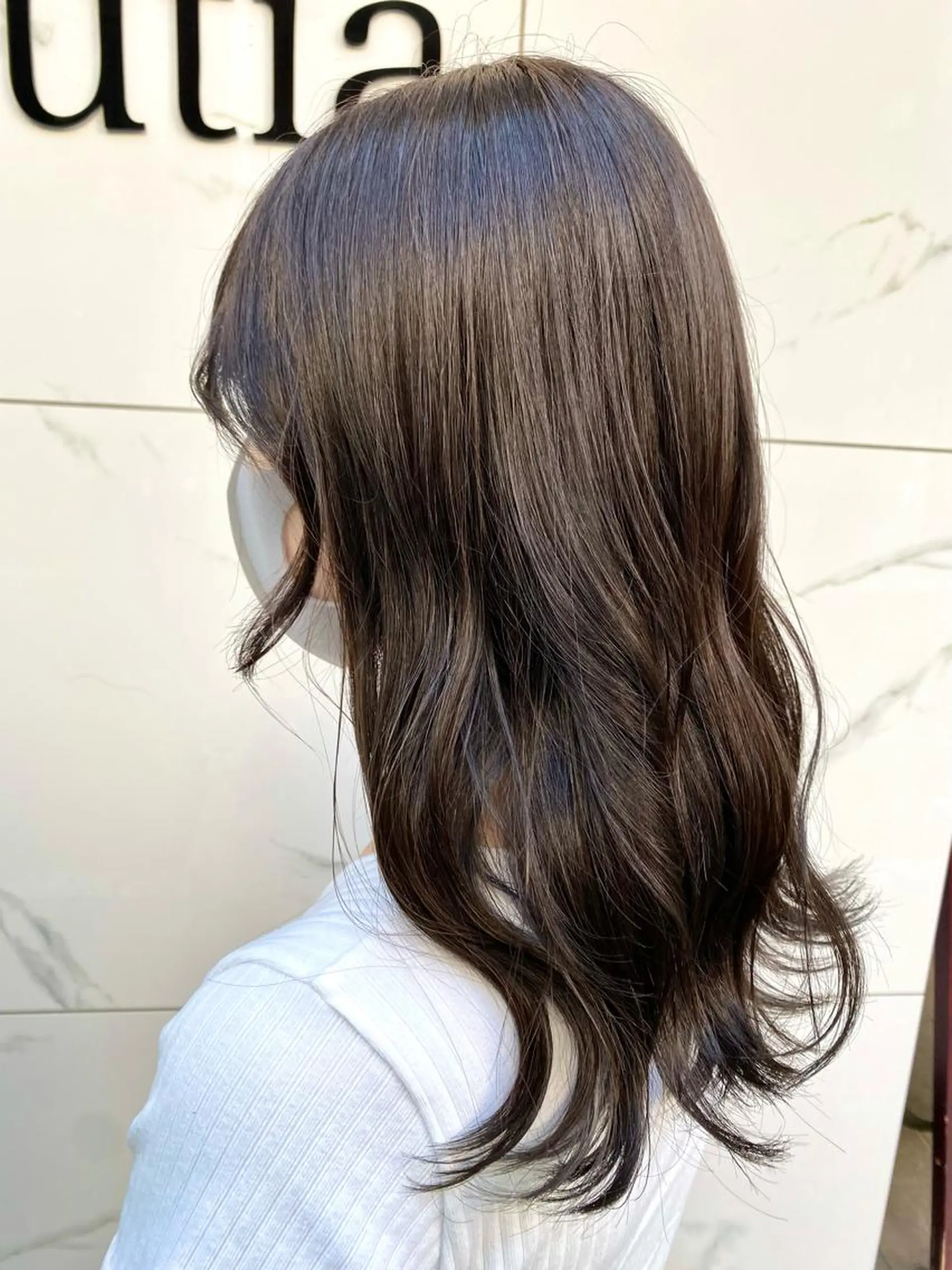 ミディアム カラー 増子 祐太朗のヘアスタイル