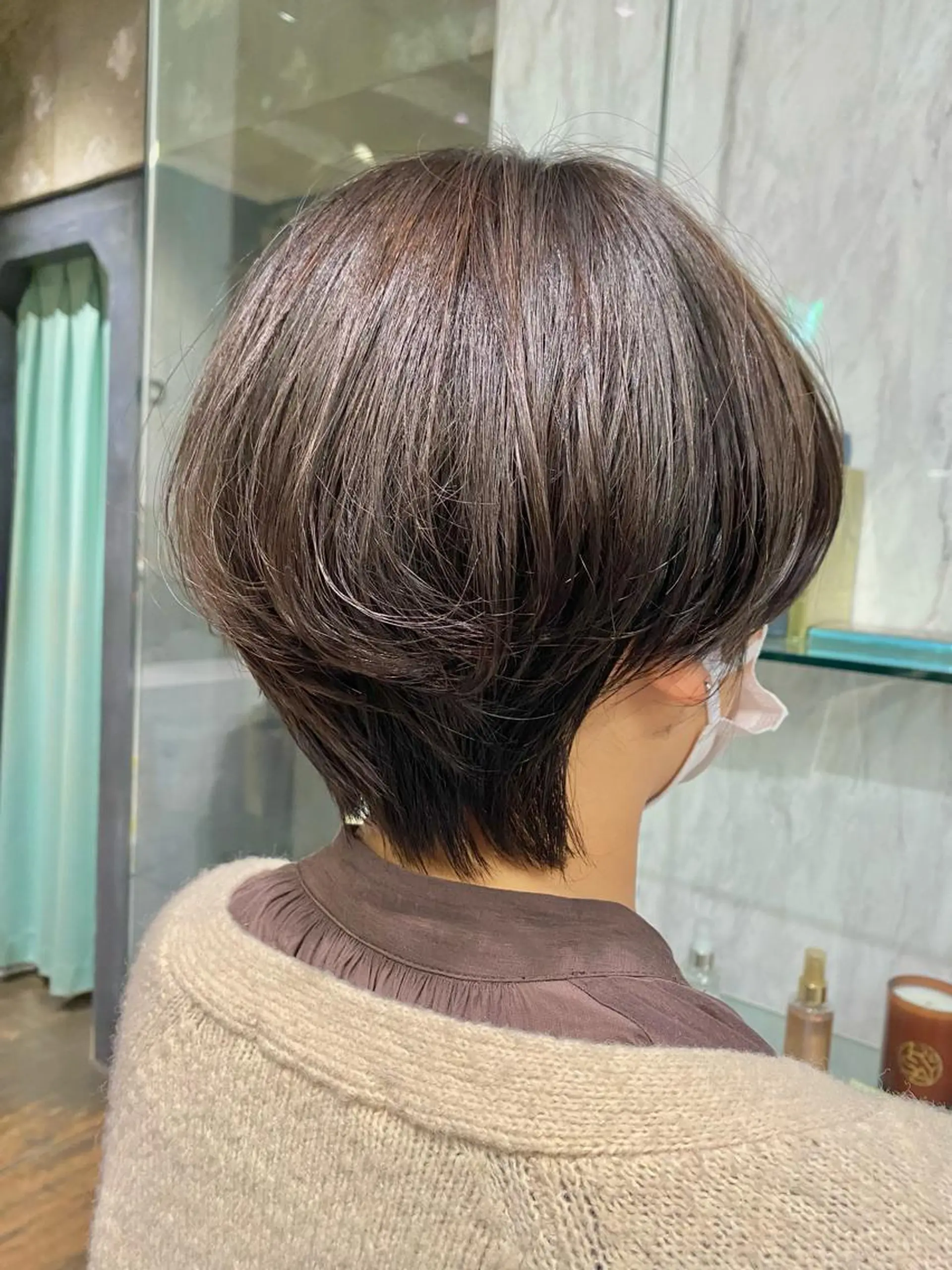 ショート カラー アッシュ アッシュブラウン ブラウンカラー 透明感カラー ROBBY所属・松井美樹/似合わせ ガーリー・韓国のヘアスタイル