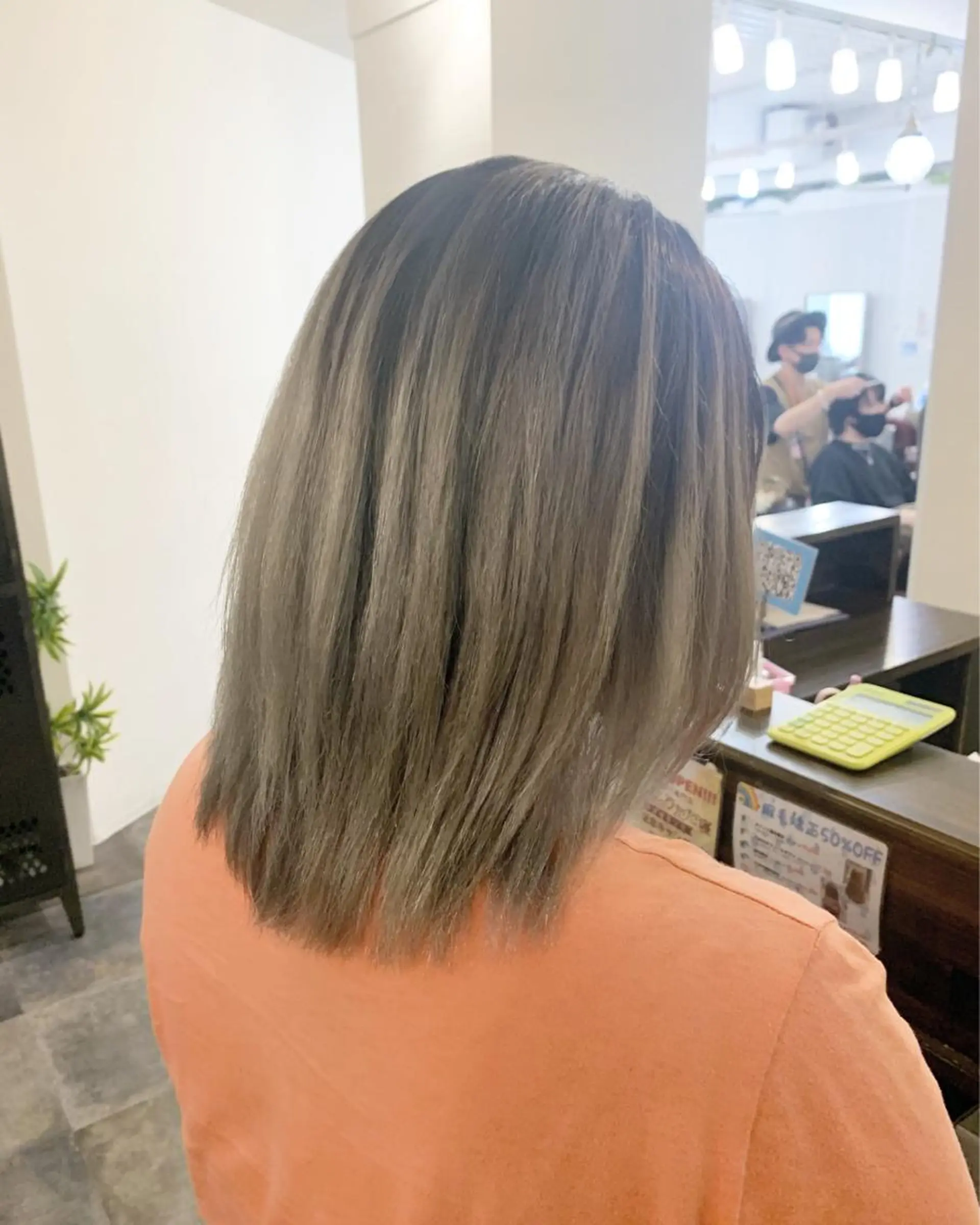 ミディアム カラー ヘアアレンジ バレイヤージュ レイヤーカット カット ヘアカラー 🧶ブリーチカラー TERU🧶のヘアスタイル