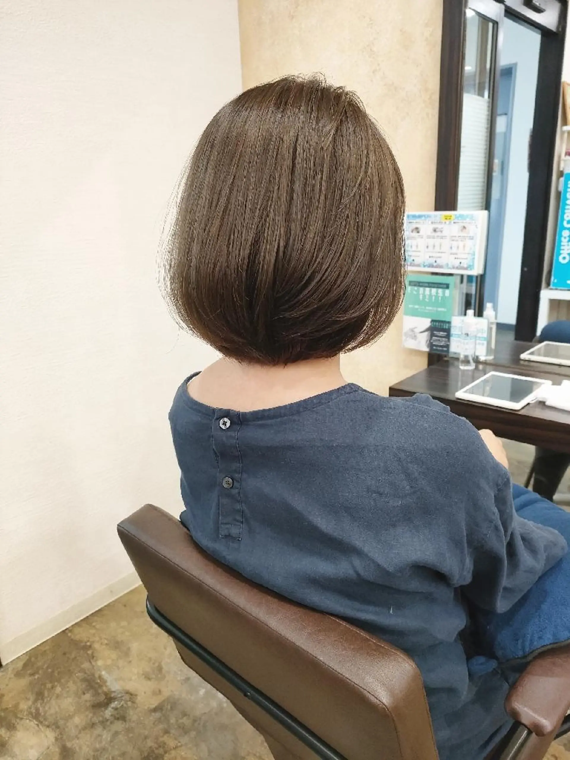 ショート カラー アッシュ ベージュカラー ハイライトカラー ハイライト カット ヘアカラー sepiage trois所属・酒井 亜希のヘアスタイル