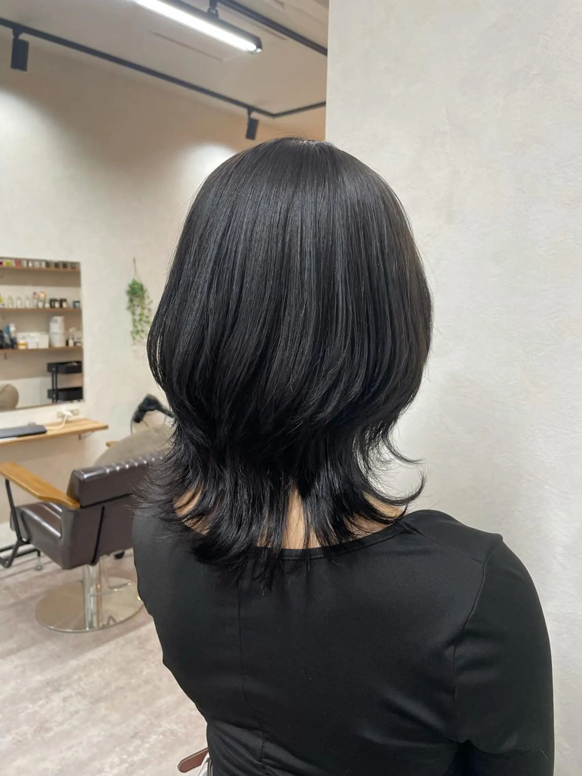ミディアム 淡中 円花のヘアスタイル