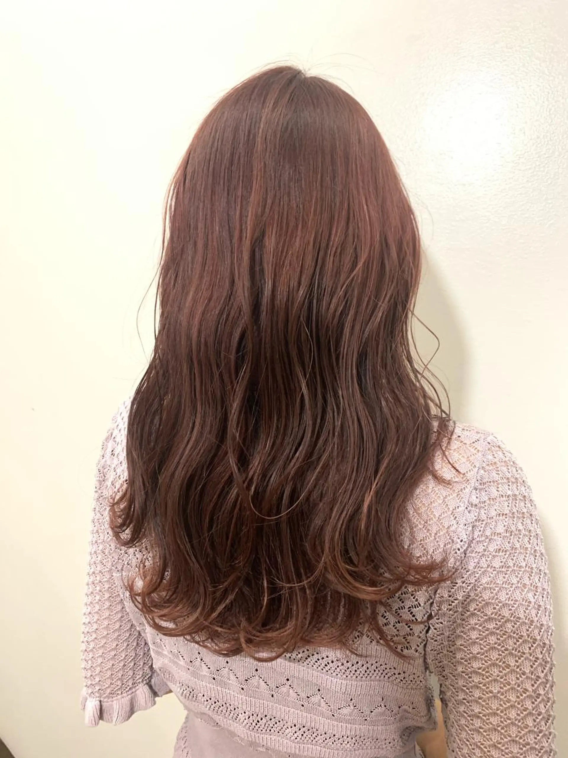 ロング ピンクラベンダー ヘアカラー トリートメント ヘッドスパ ヘアセット 山口 竣也のヘアスタイル