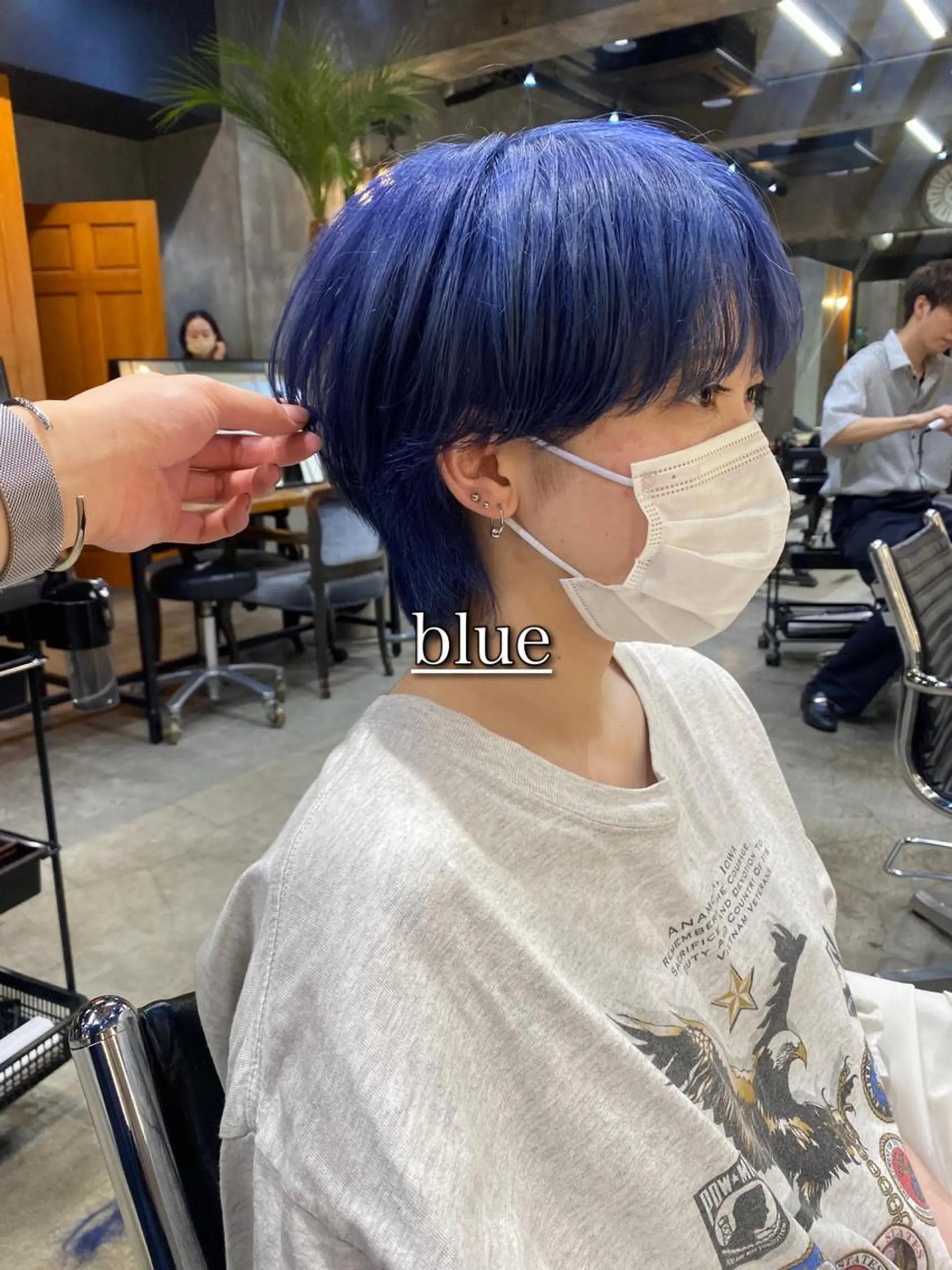 ショート カラー ブリーチ シルバー カット ヘアカラー トリートメント ◽️モードヘア◽️ SHOUTOのヘアスタイル