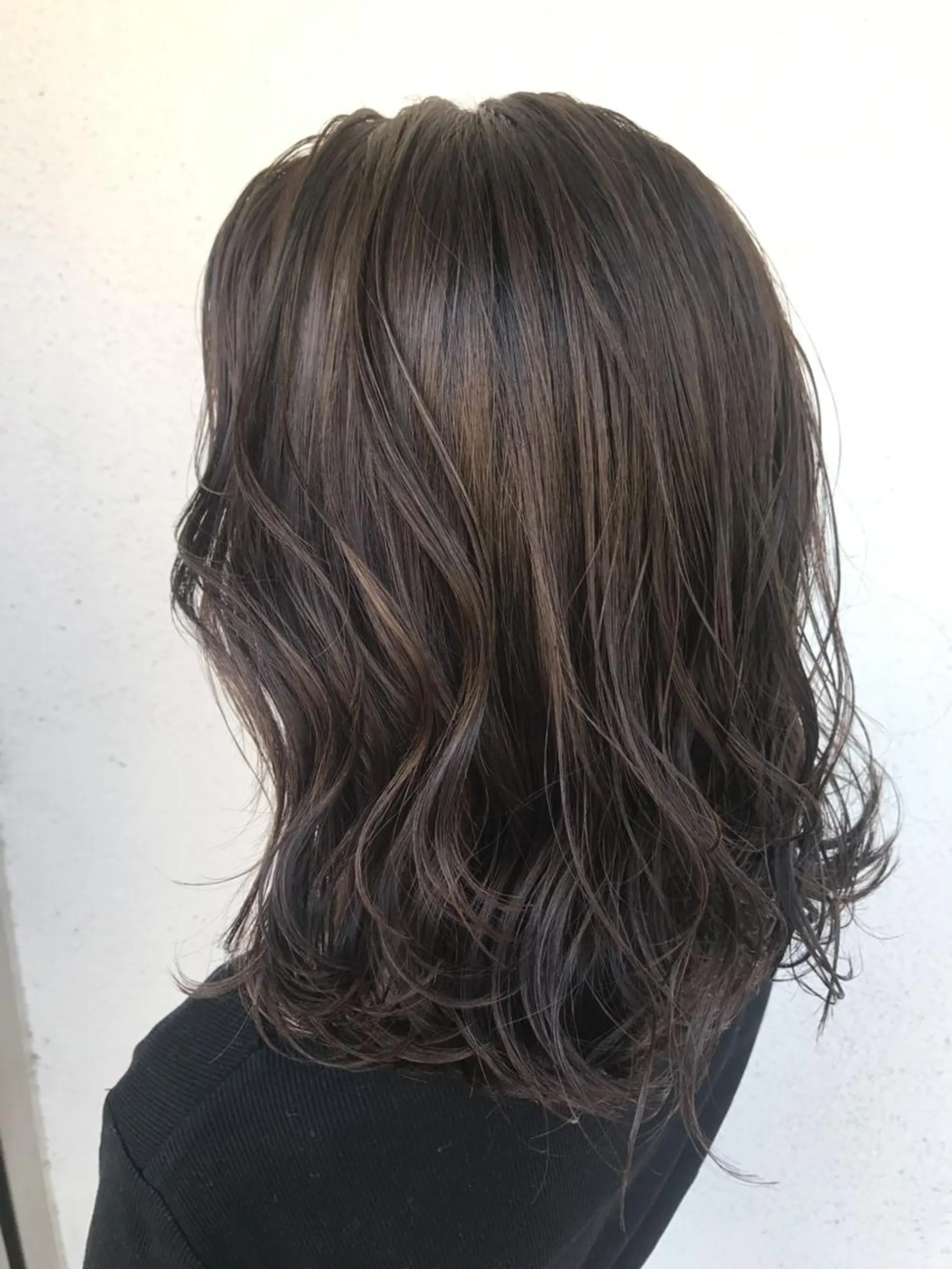 ミディアム パーマ ミディアムパーマ レイヤーカット ヘアカラー トリートメント ✨透明感カラー 聖奈✨のヘアスタイル
