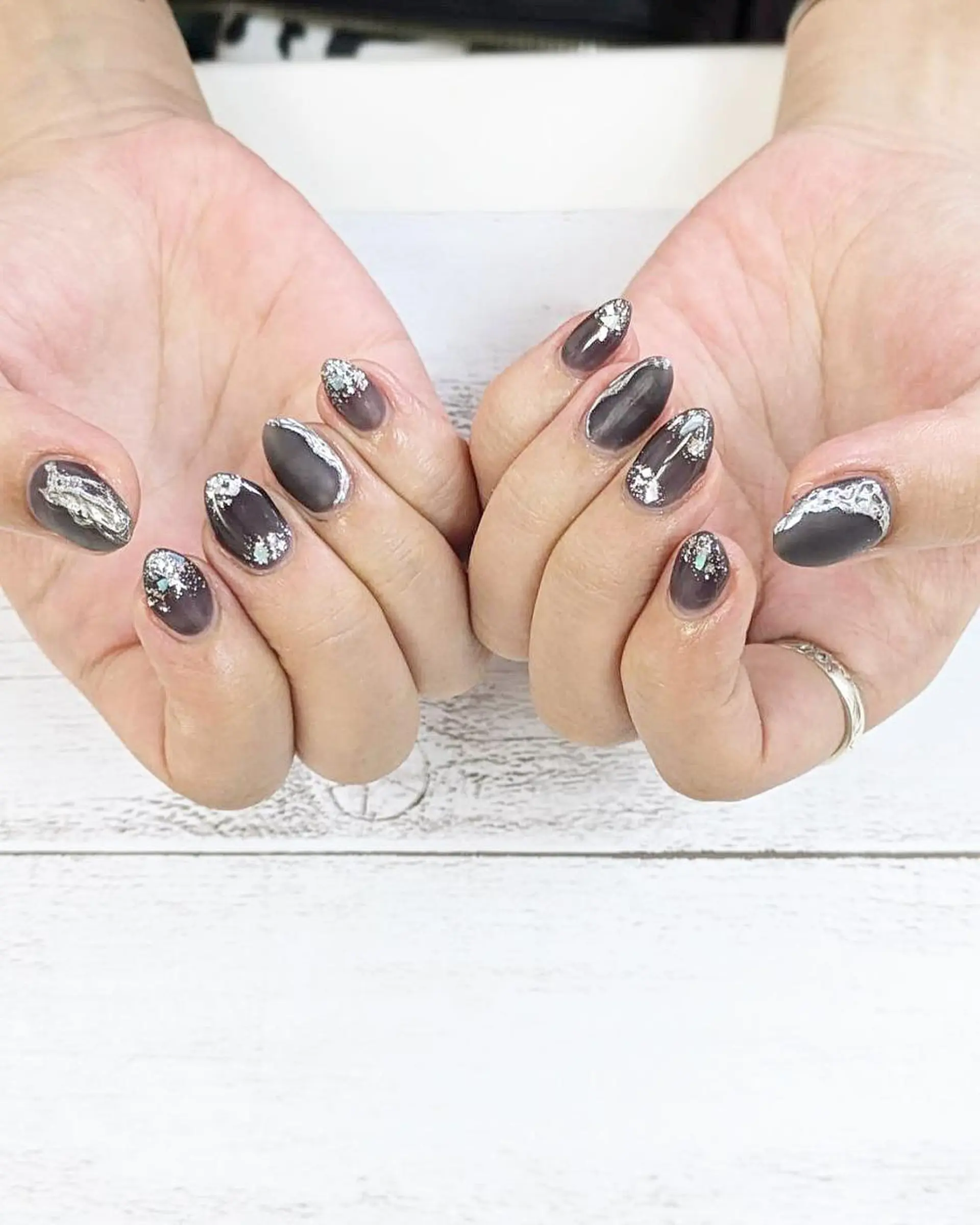 マツエク・マツパ ハンドネイル リラネイル ギョウのネイルデザイン