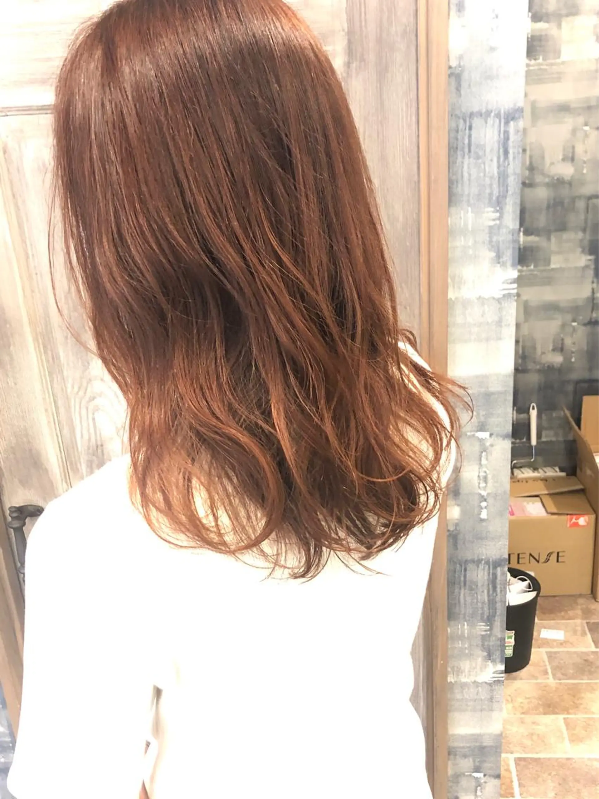 セミロング カラー オレンジ hair  design  ALBERO所属・日高 香織のヘアスタイル