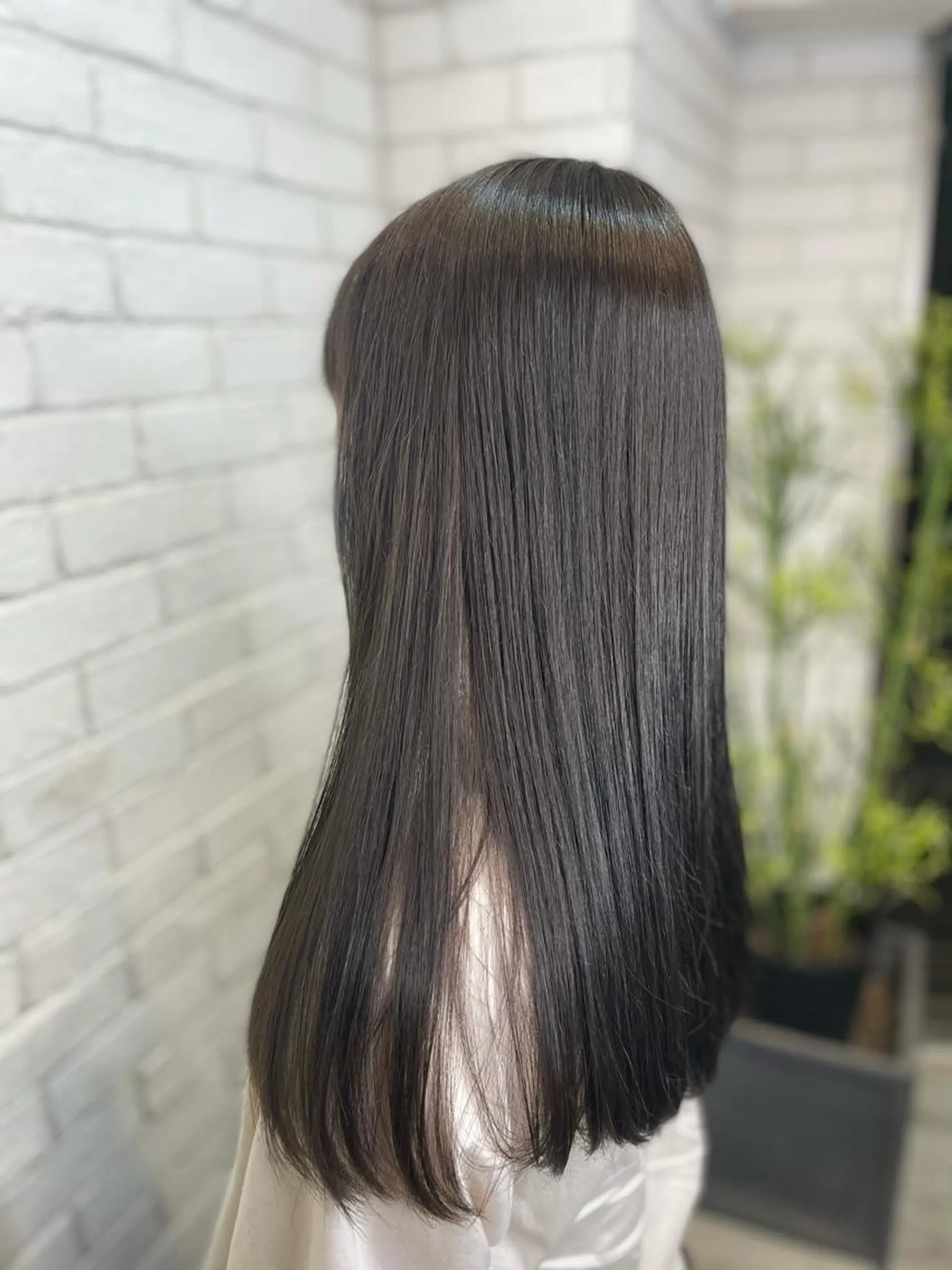 ロング ヘアカラー 春日 竜次のヘアスタイル