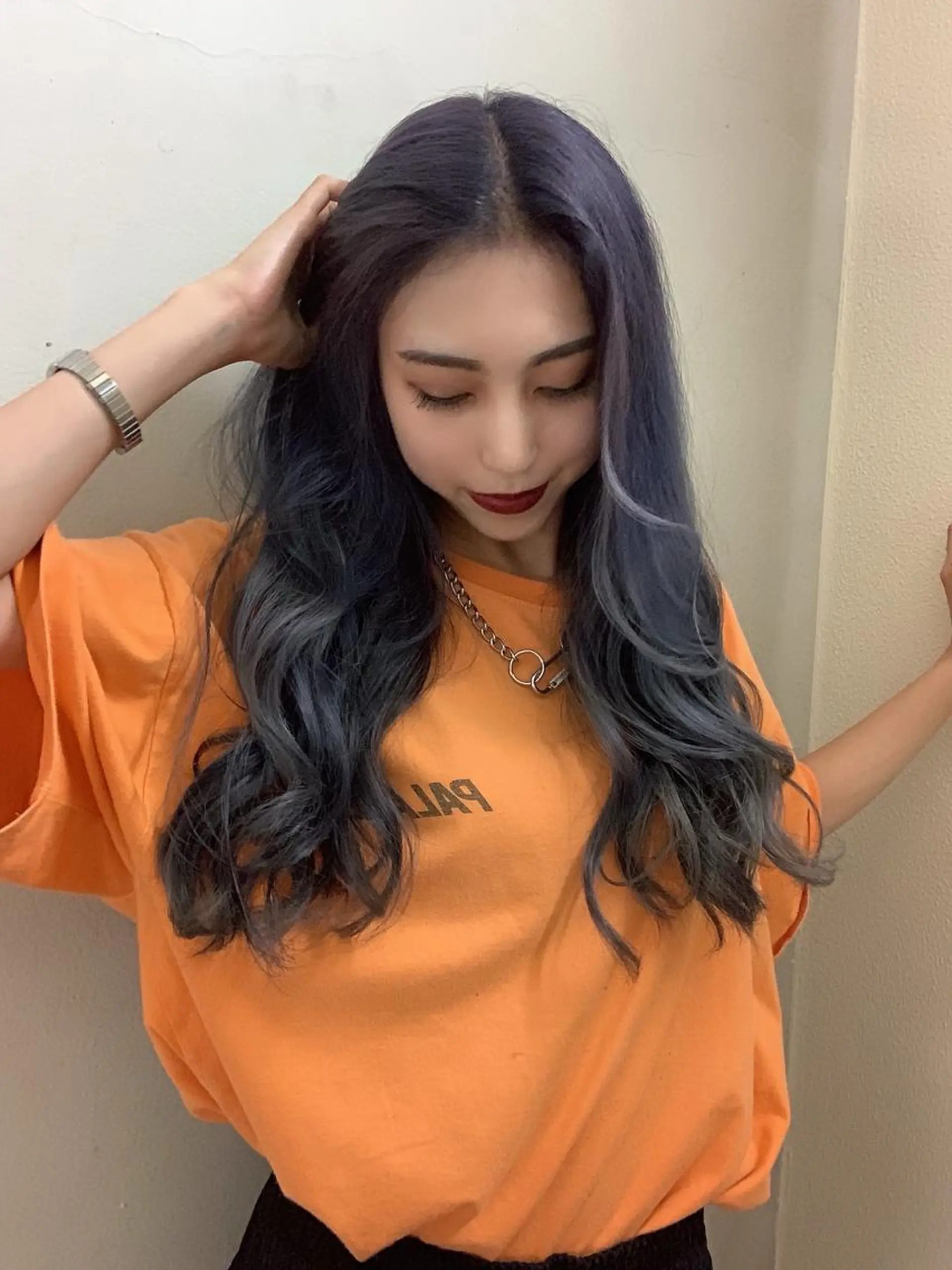 ロング カラー ヘアアレンジ ブルーカラー ブルーラベンダー ラベンダーカラー RYOSUKE インナーカラーのヘアスタイル