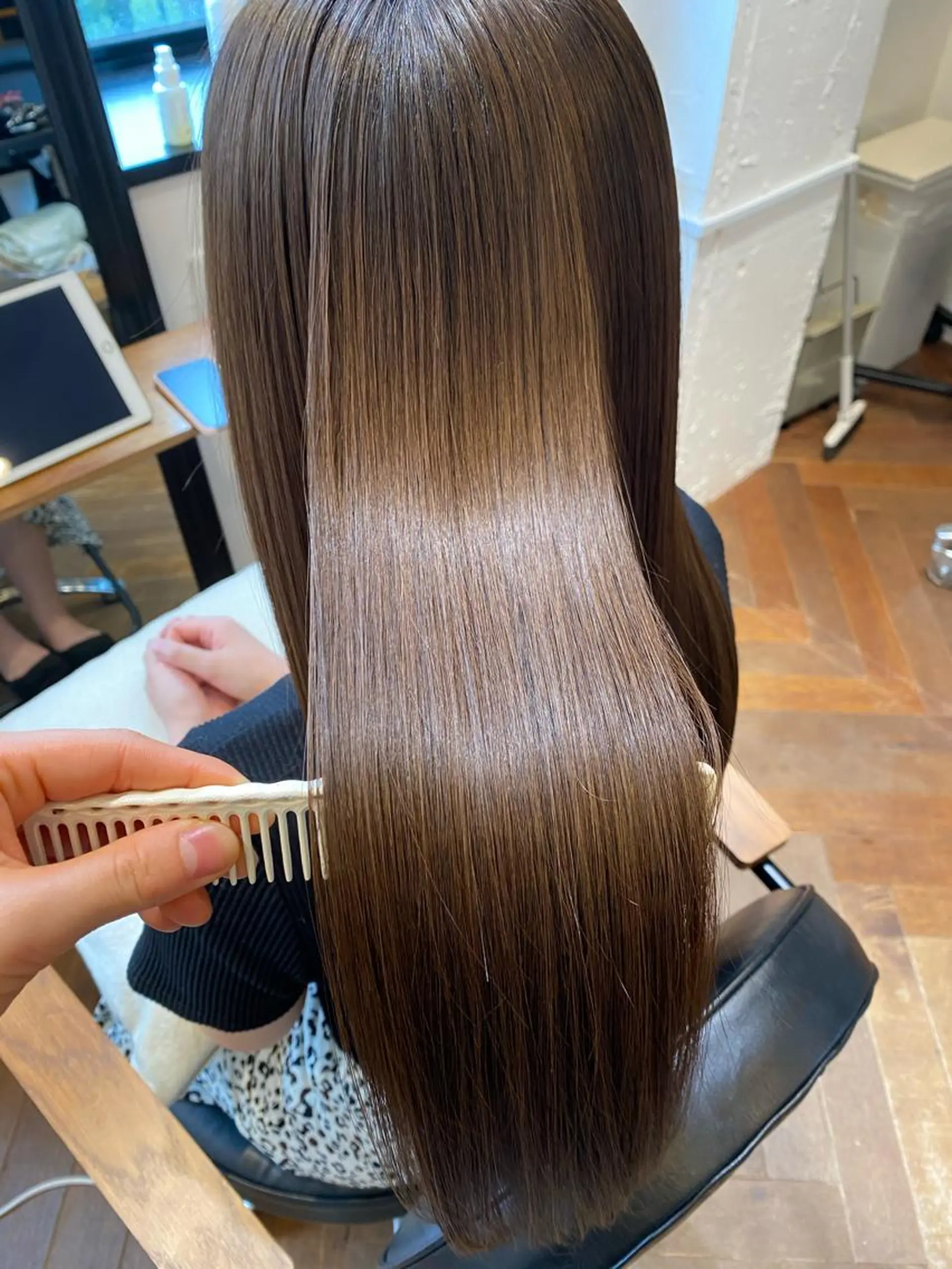 ロング カラー 顔まわりカット✨艶髪 ✨髪質改善✨伴響佳のヘアスタイル