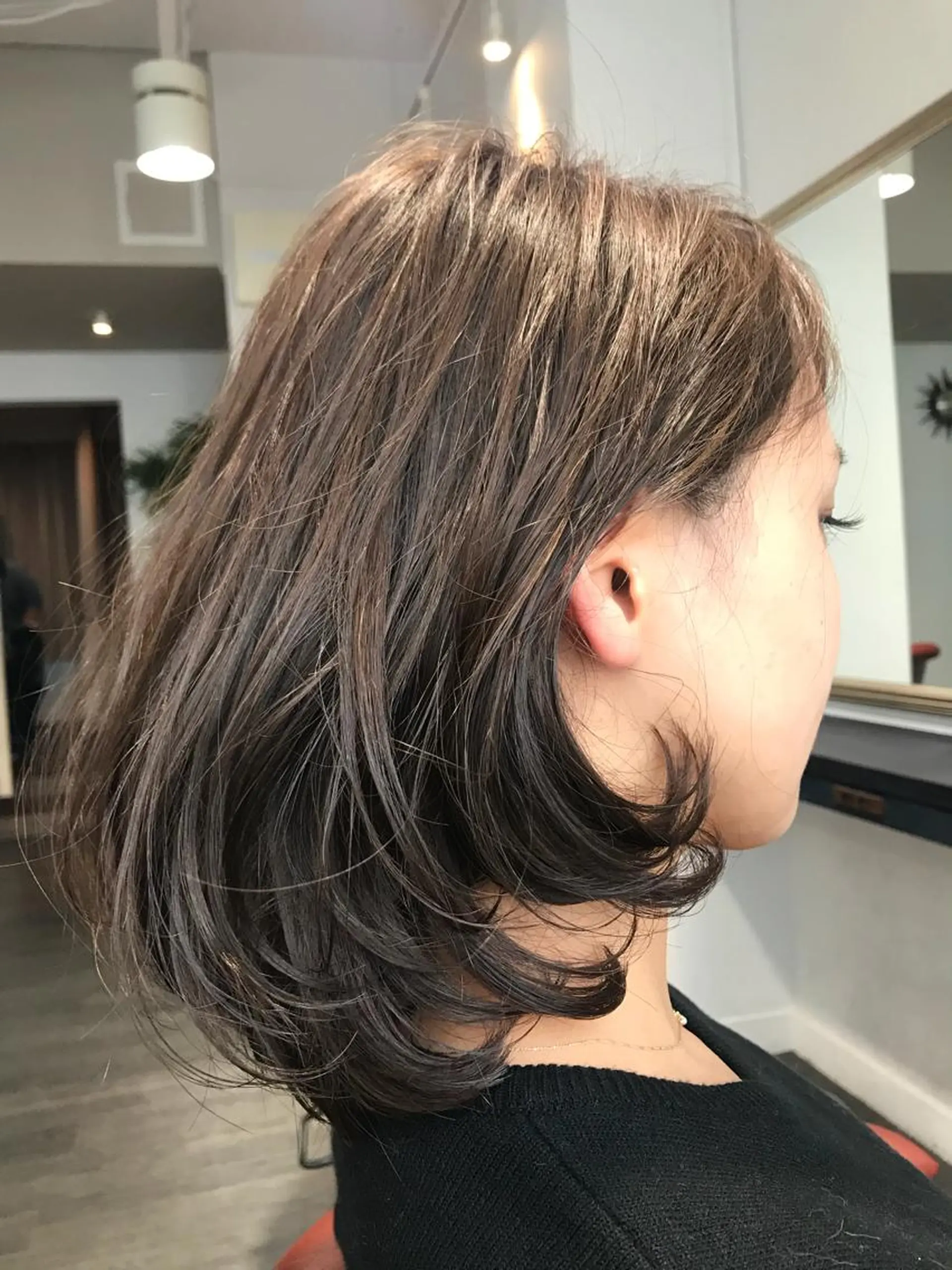 ミディアム カラー パーマ イマ所属・黒神 浩之のヘアスタイル