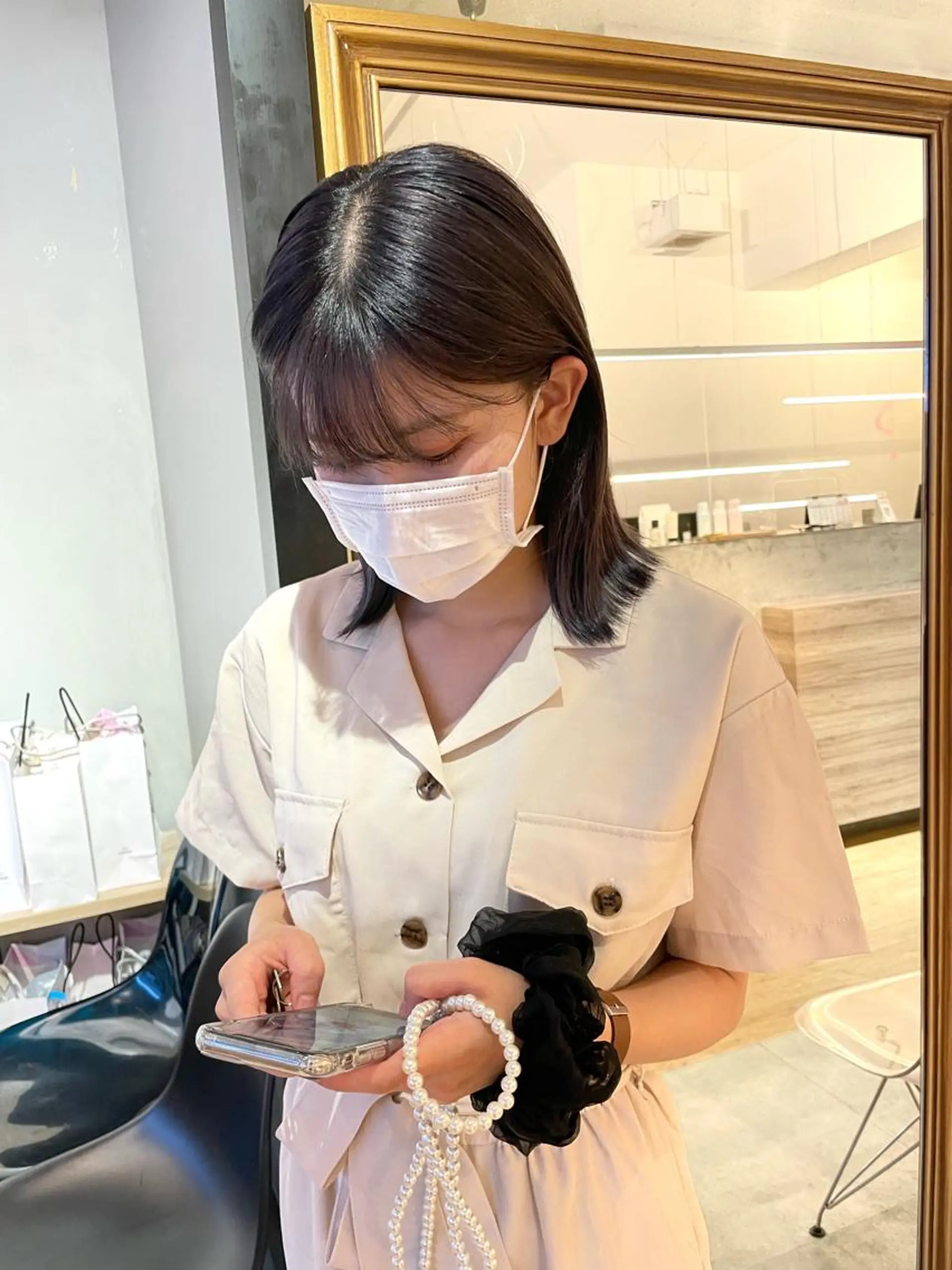 ショート カラー カット ヘアカラー ぱつっとボブ 古家 佑真のヘアスタイル